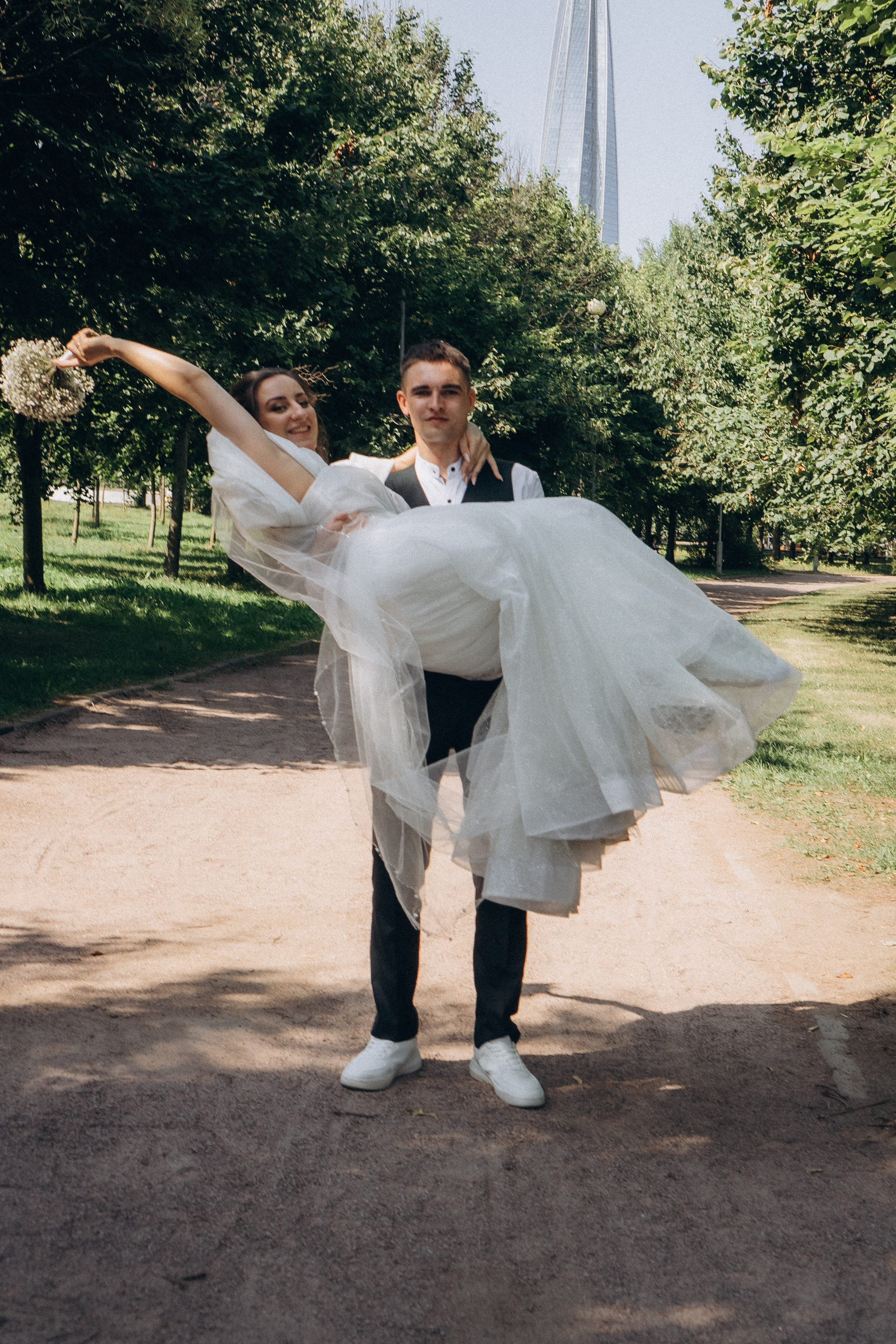 СВАДЕБНАЯ СЬЕМК В ПАРКЕ 300-ЛЕТИЯ. Профессиональный фотограф, Санкт-Петербург — Виктория Богомолова
