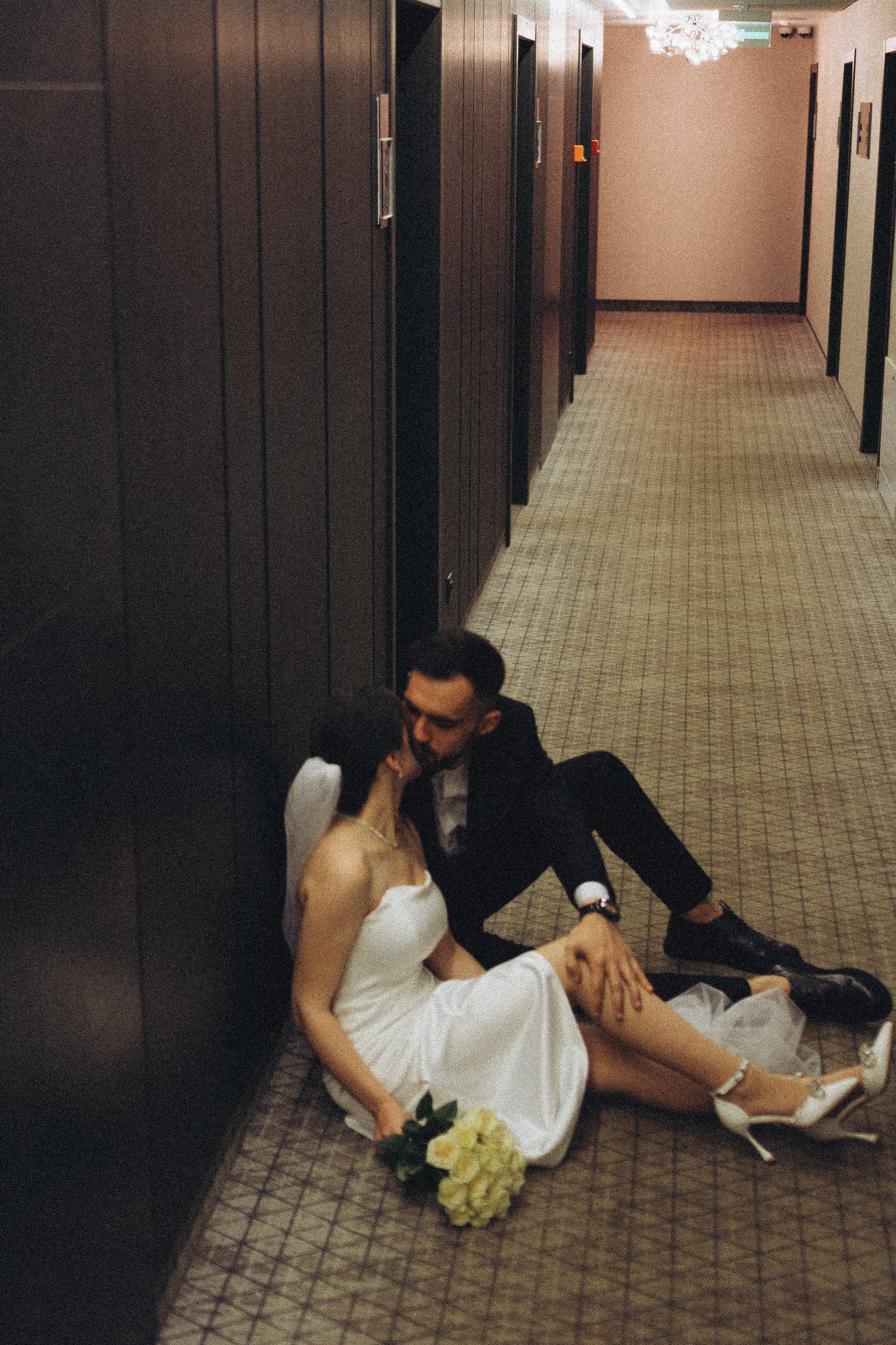 СВАДЕБНАЯ СЬЕМКА СБОРОВ ЖЕНИХА И НЕВЕСТЫ В ОТЕЛЕ И ТАКЖЕ ФОТОСЕССИИЯ В ОТЕЛЕЕ МЕГАПОЛИС БРЯНСК. Профессиональный фотограф, Санкт-Петербург — Виктория Богомолова