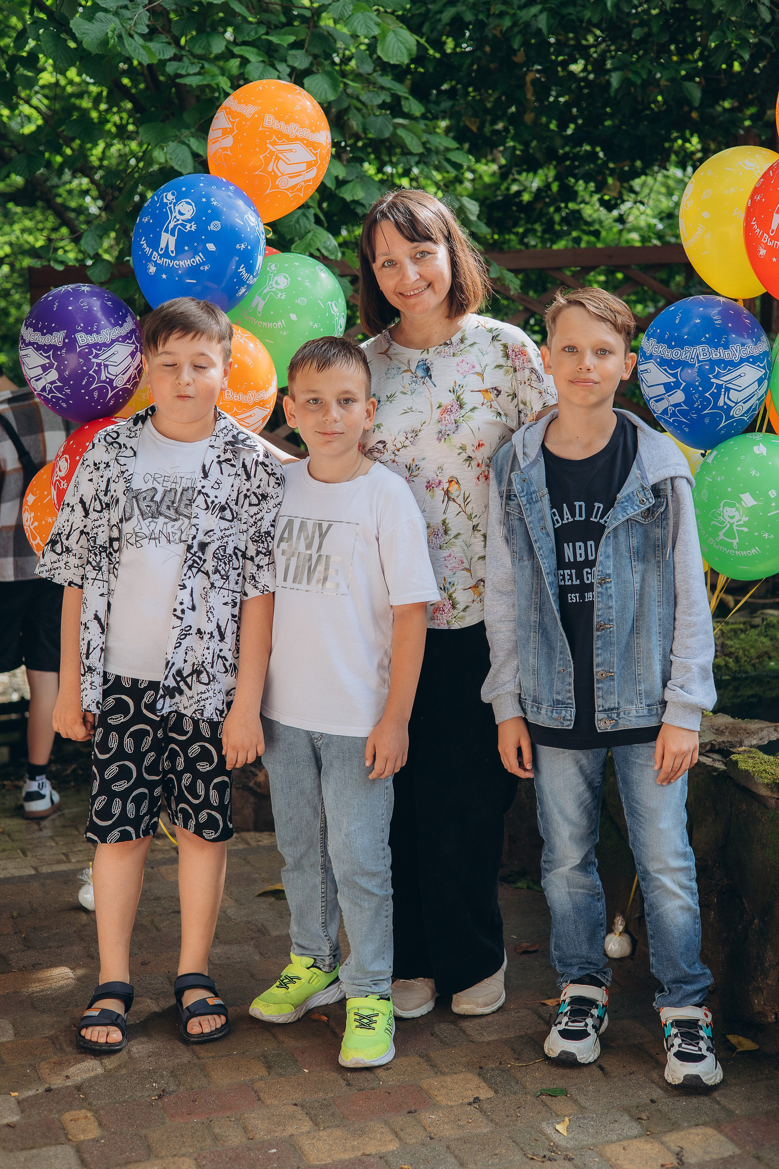 Выпускной 4классы. Выпускные книги Анапа Новороссийск Краснодар