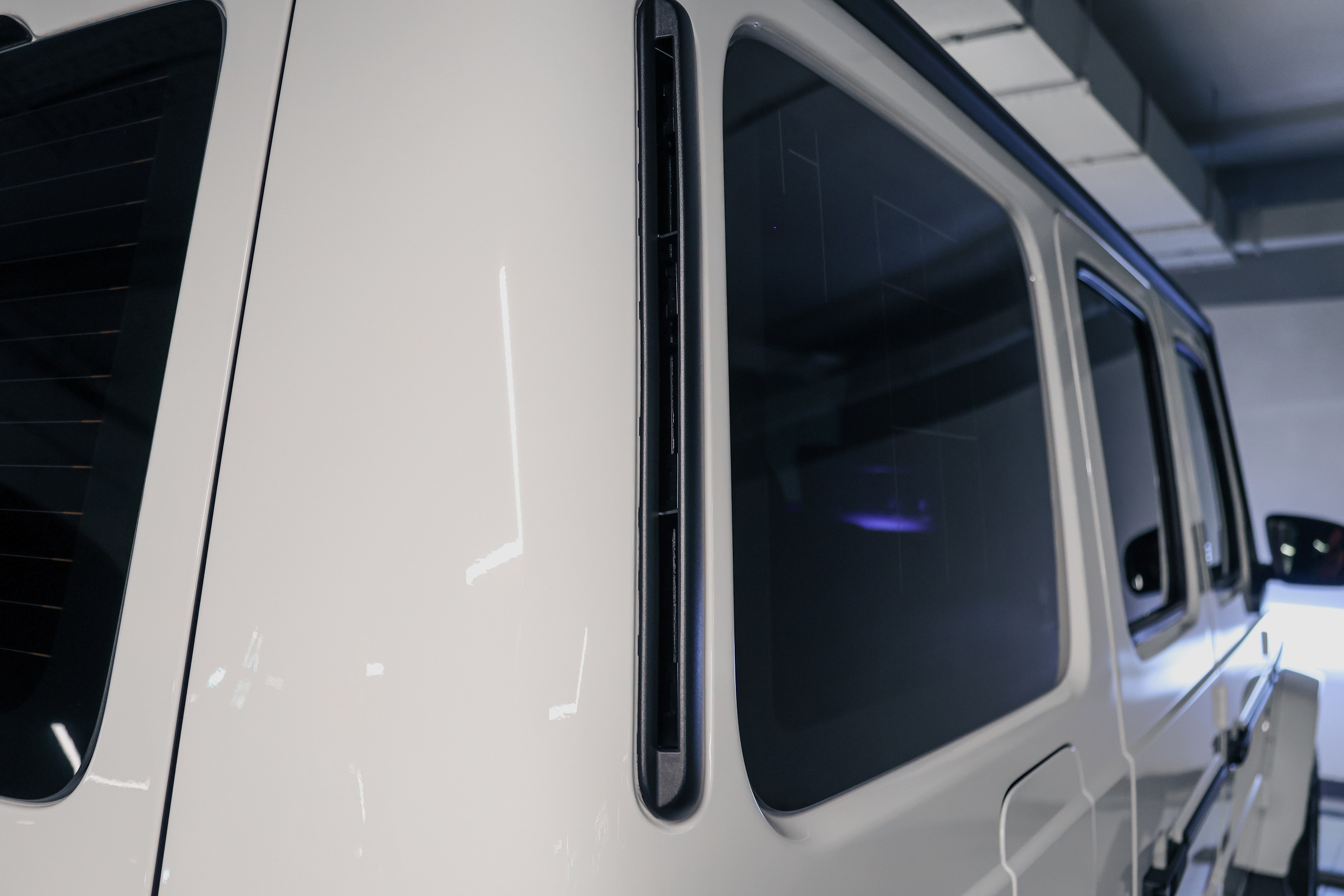 2022 MERCEDES BENZ G63 AMG $235,000 / 16,414 KM ODOMETER. Mixturecaptures