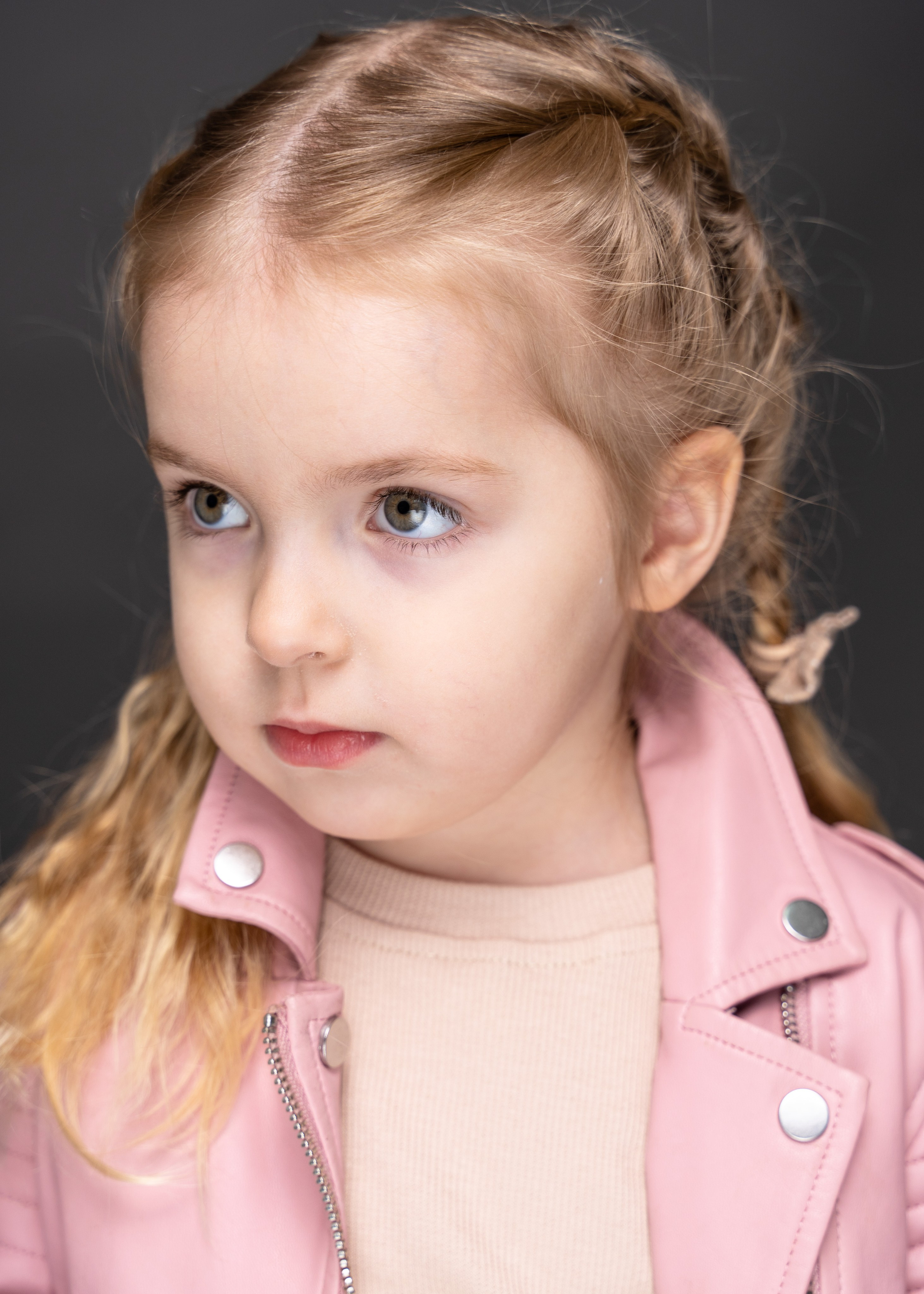 МИЛАНА. Портретный фотограф. Актёрское портфолио