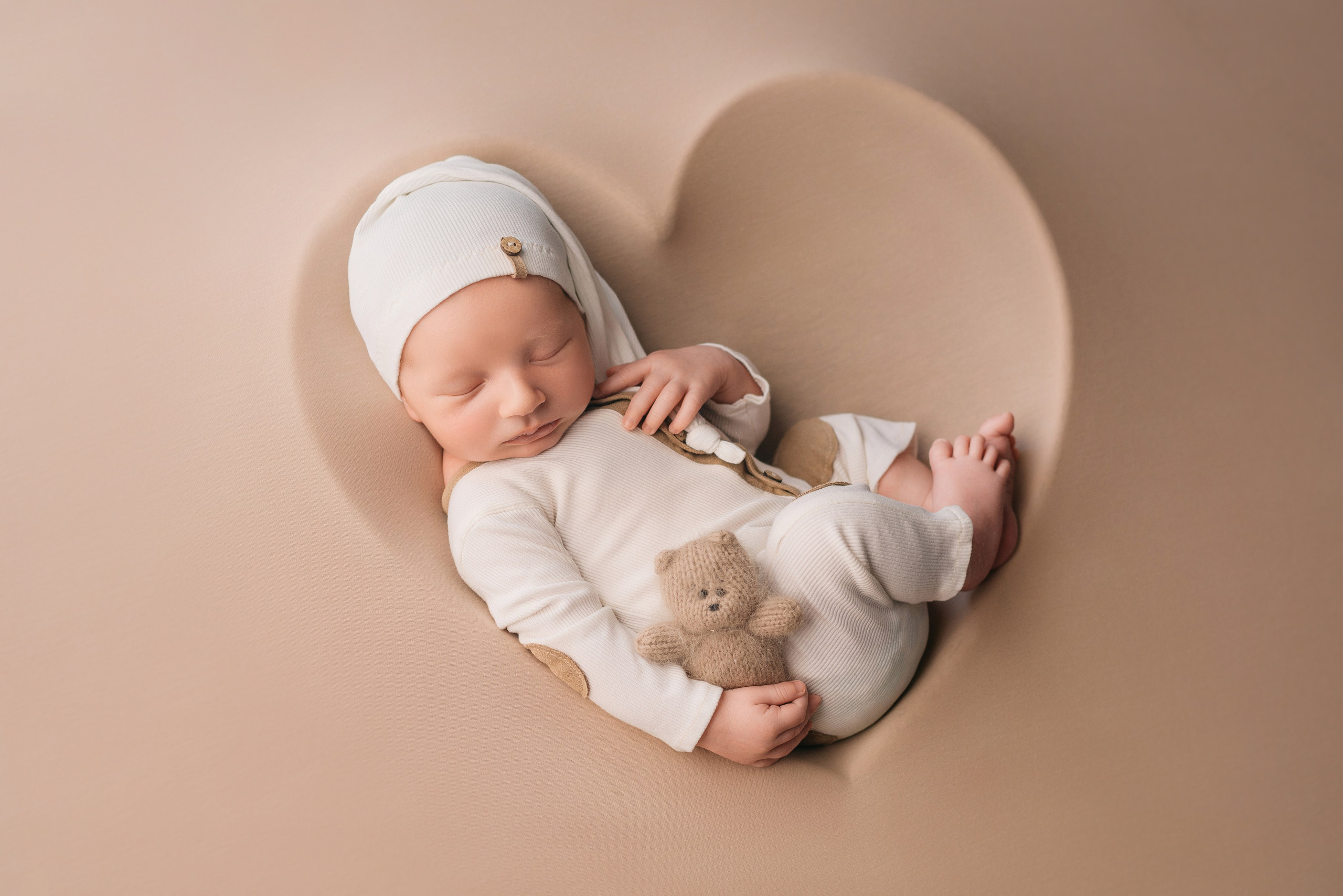 Максим. Фотограф новорожденных Белгород