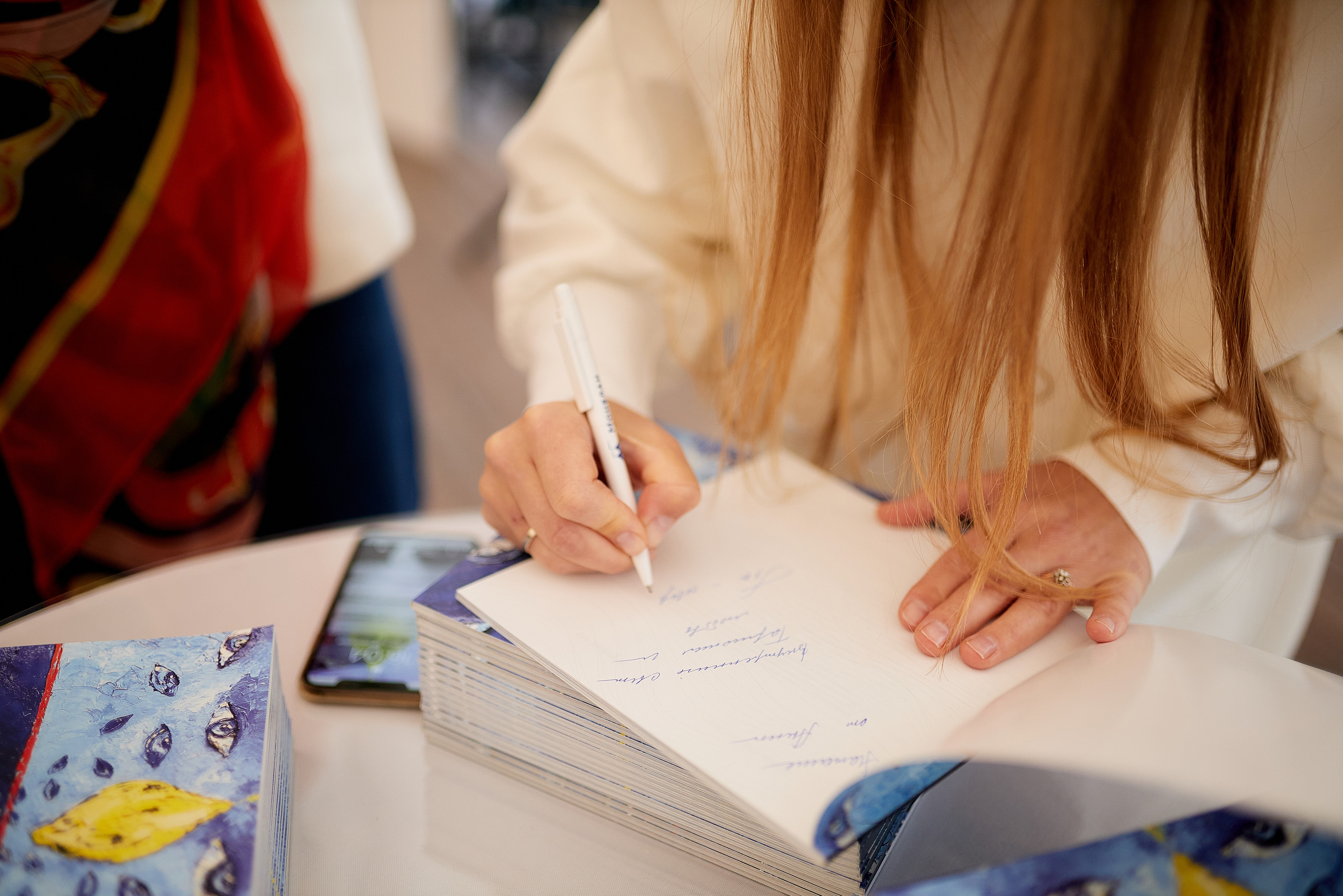 Презентация книги Анны Усовой. Имидж-стилист, преображения в Барнауле Ротфус Наталья