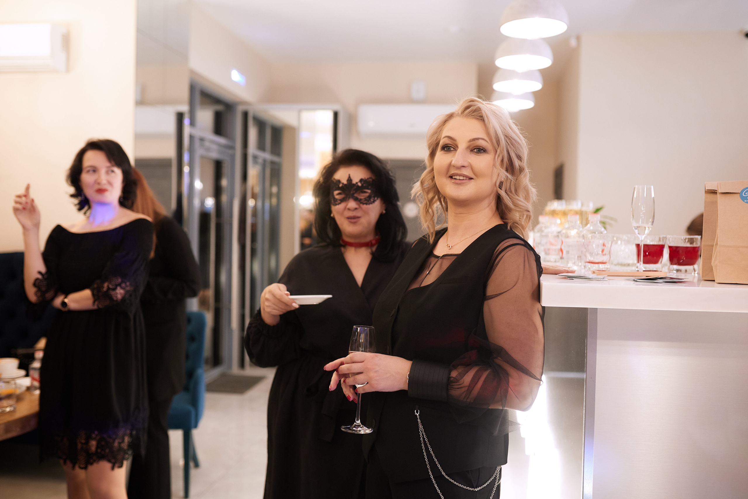 «Вечеринка с перчинкой». Имидж-стилист, преображения в Барнауле Ротфус Наталья