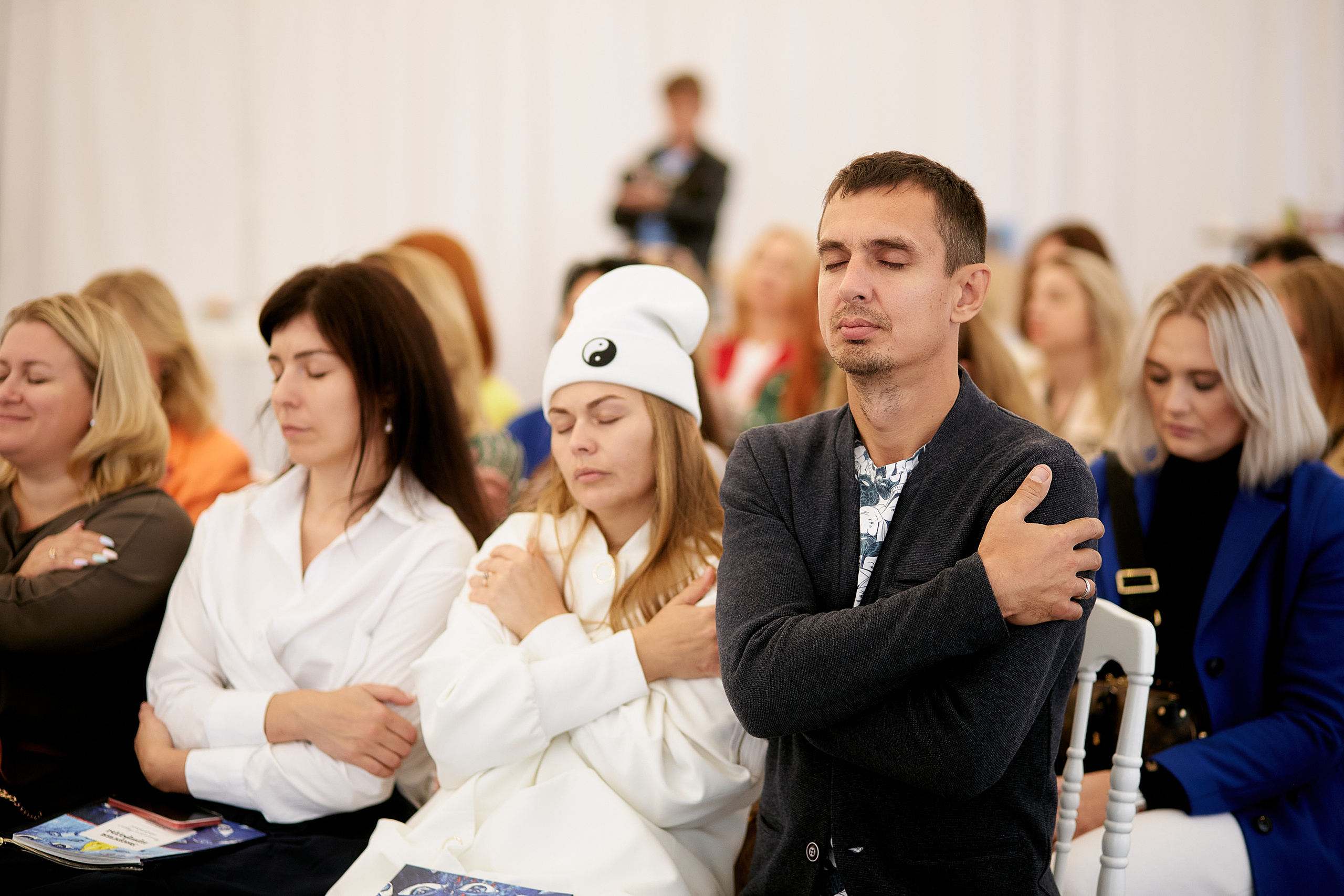 Презентация книги Анны Усовой. Имидж-стилист, преображения в Барнауле Ротфус Наталья