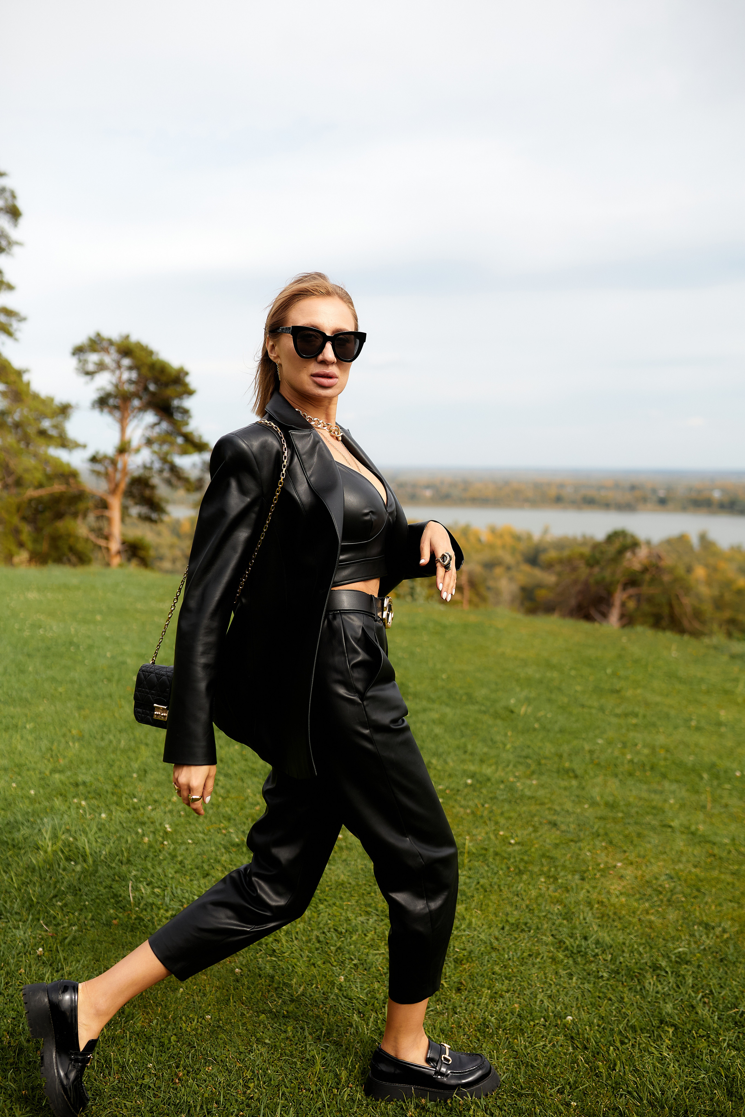 Презентация книги Анны Усовой. Имидж-стилист, преображения в Барнауле Ротфус Наталья