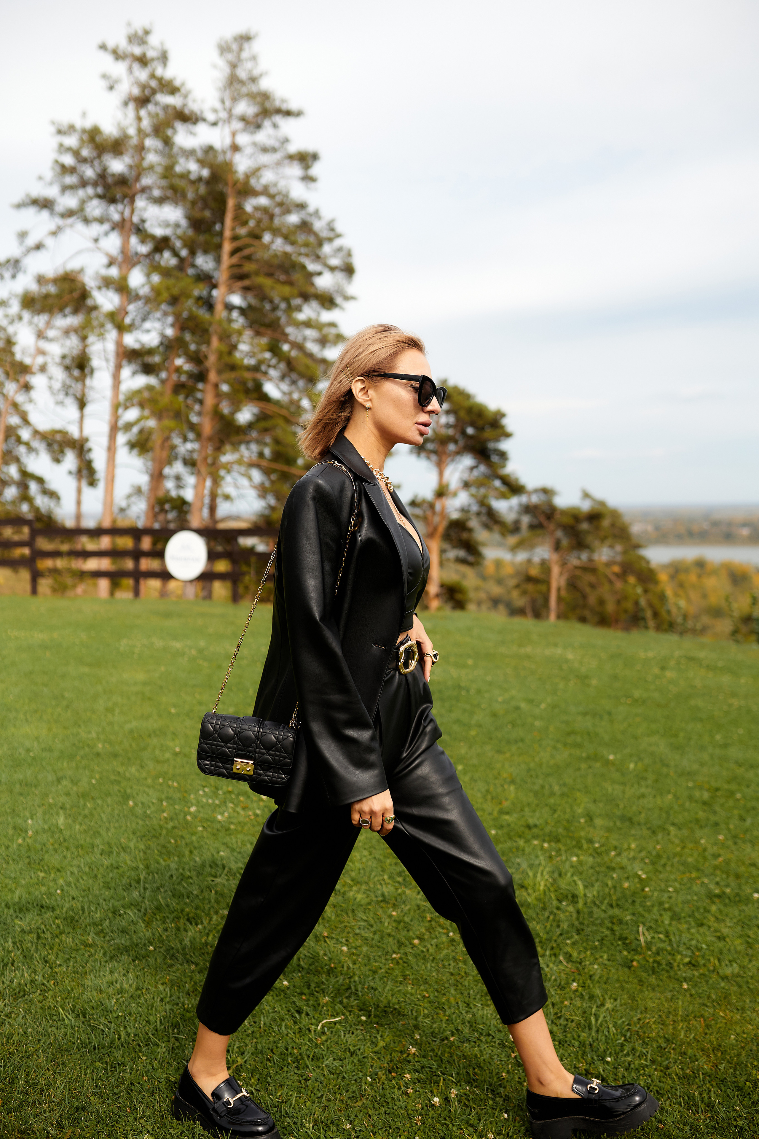 Презентация книги Анны Усовой. Имидж-стилист, преображения в Барнауле Ротфус Наталья