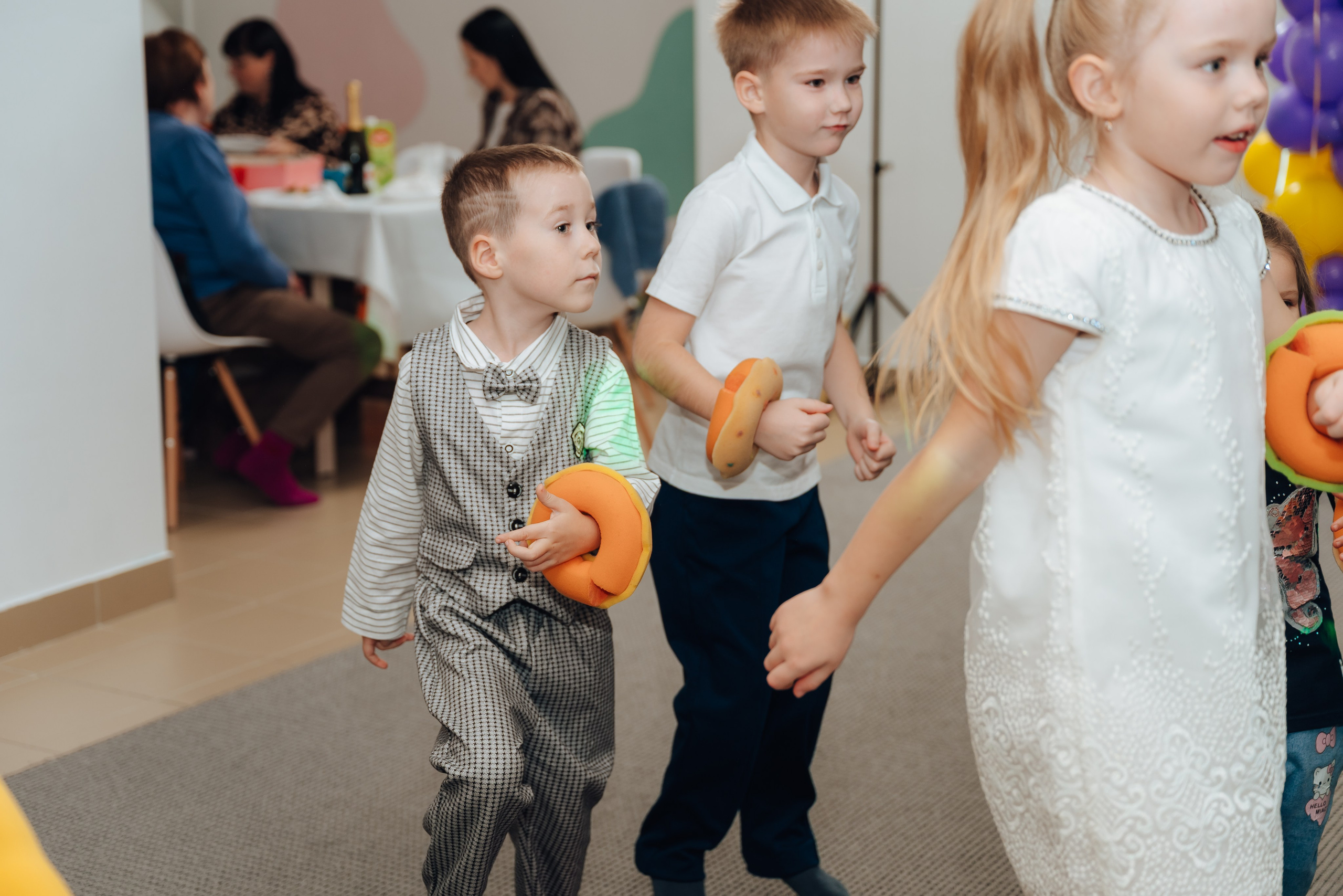 Праздник Матвея Мультифокс. Детский и семейный фотограф Катерина Мишина