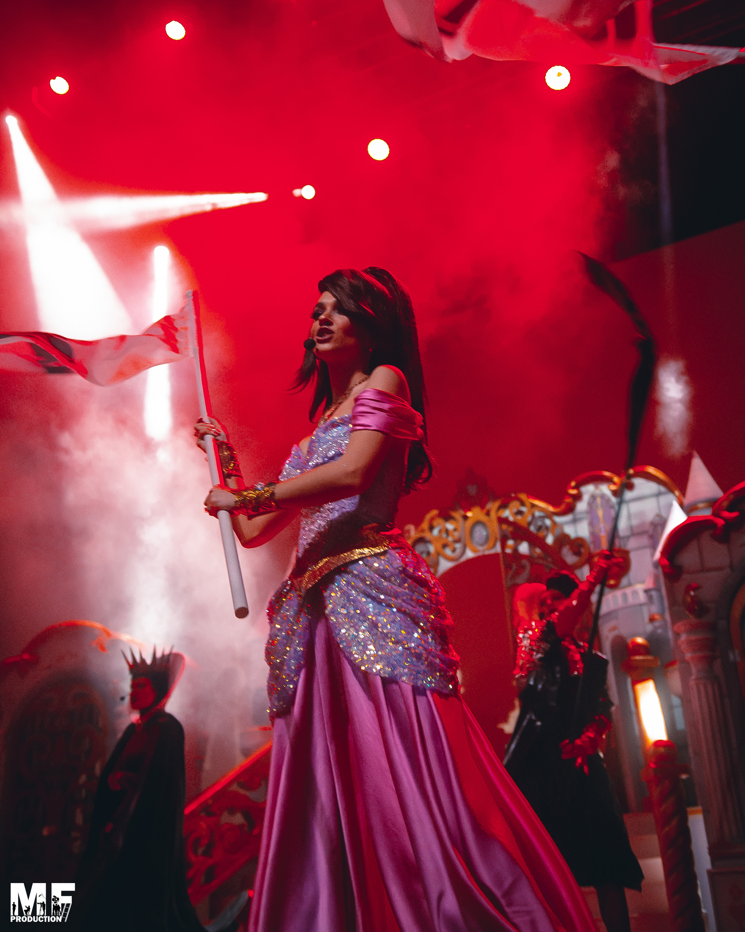 MF PROD. — PRINCESS AND VILLIANS. MOVIE FAMILY PRODUCTION