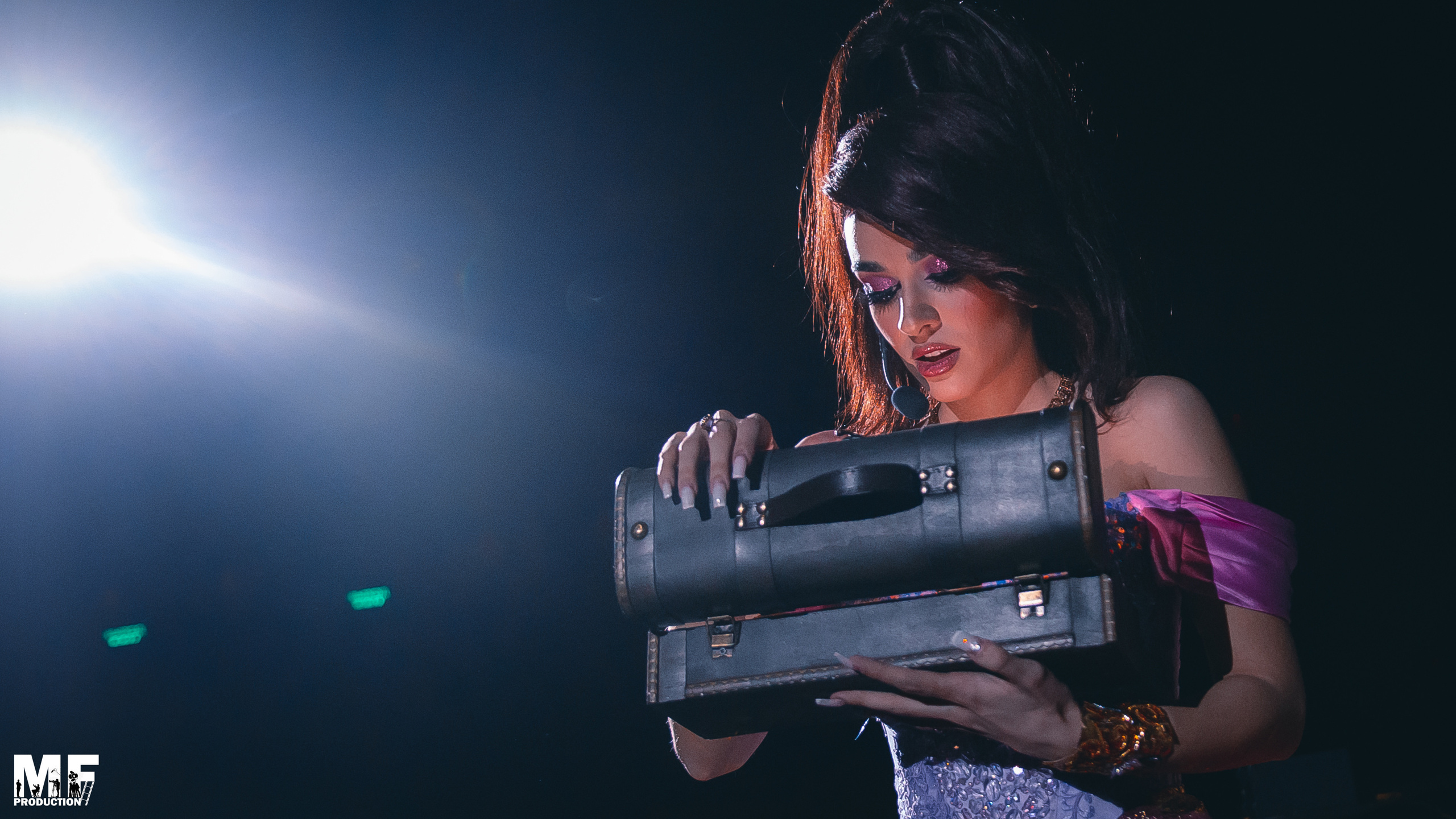 MF PROD. — PRINCESS AND VILLIANS. MOVIE FAMILY PRODUCTION