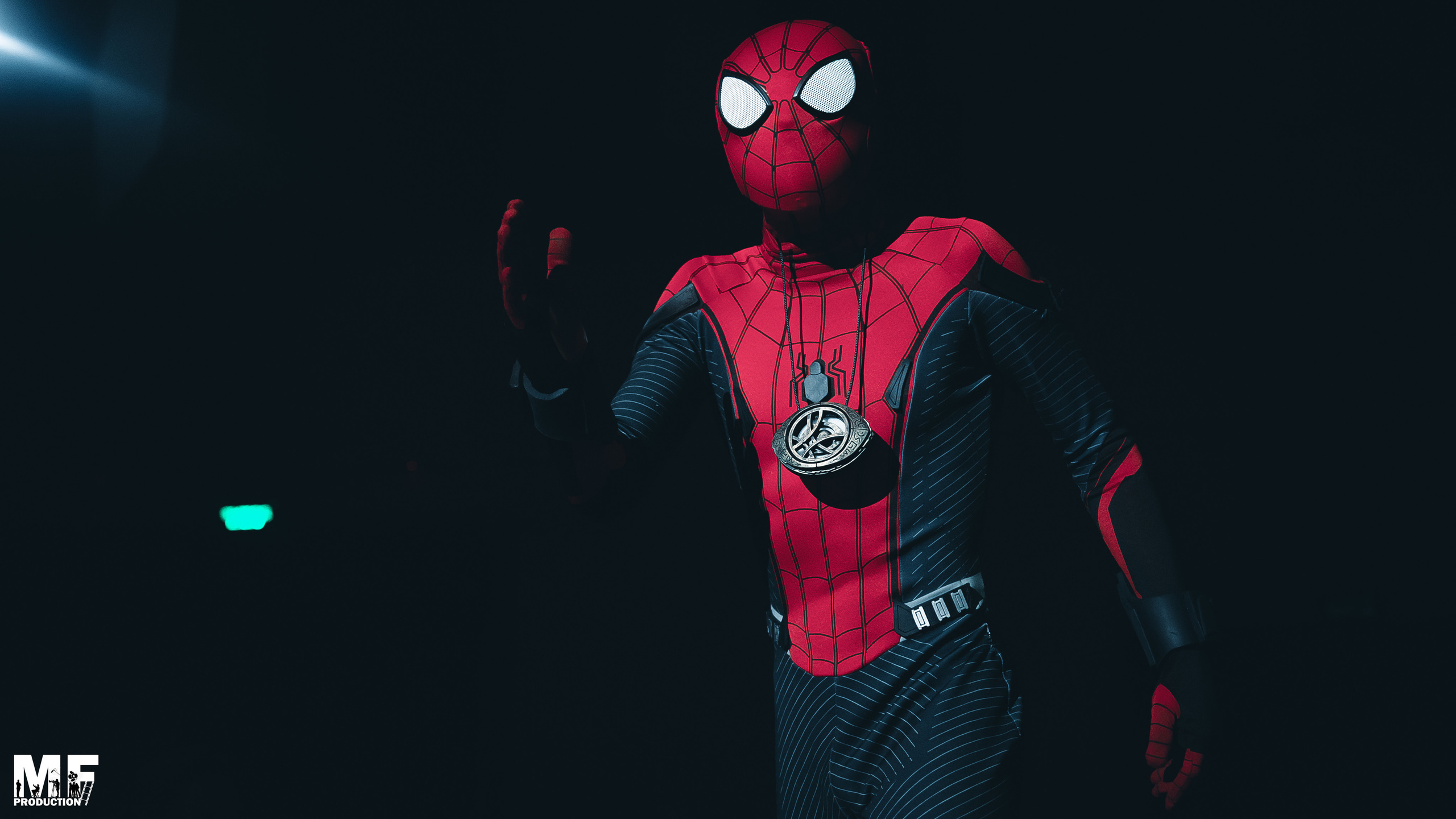 MF PROD. — AVENGERS. MOVIE FAMILY PRODUCTION