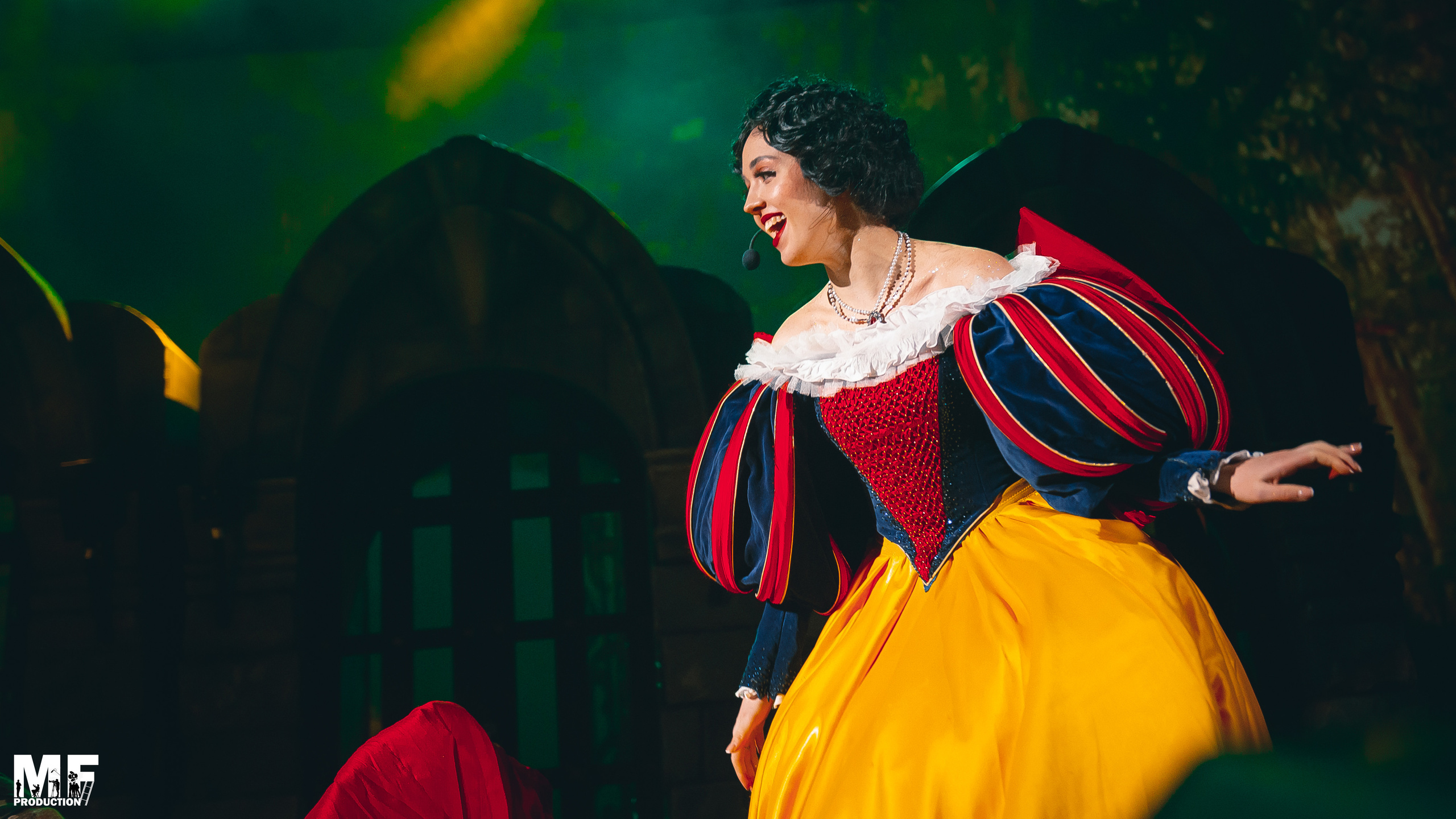 MF PROD. — PRINCESS AND VILLIANS. MOVIE FAMILY PRODUCTION