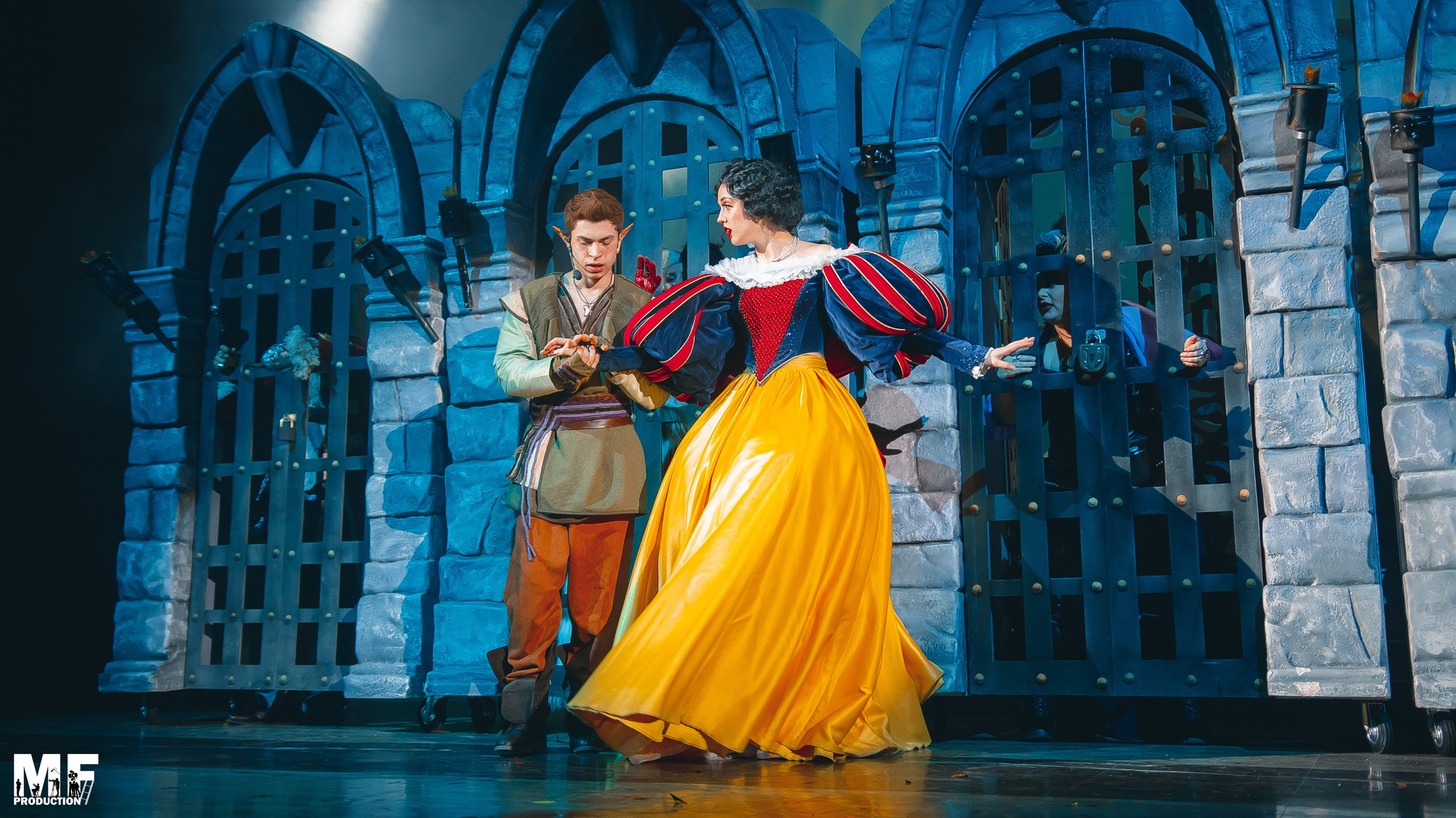 MF PROD. — PRINCESS AND VILLIANS. MOVIE FAMILY PRODUCTION