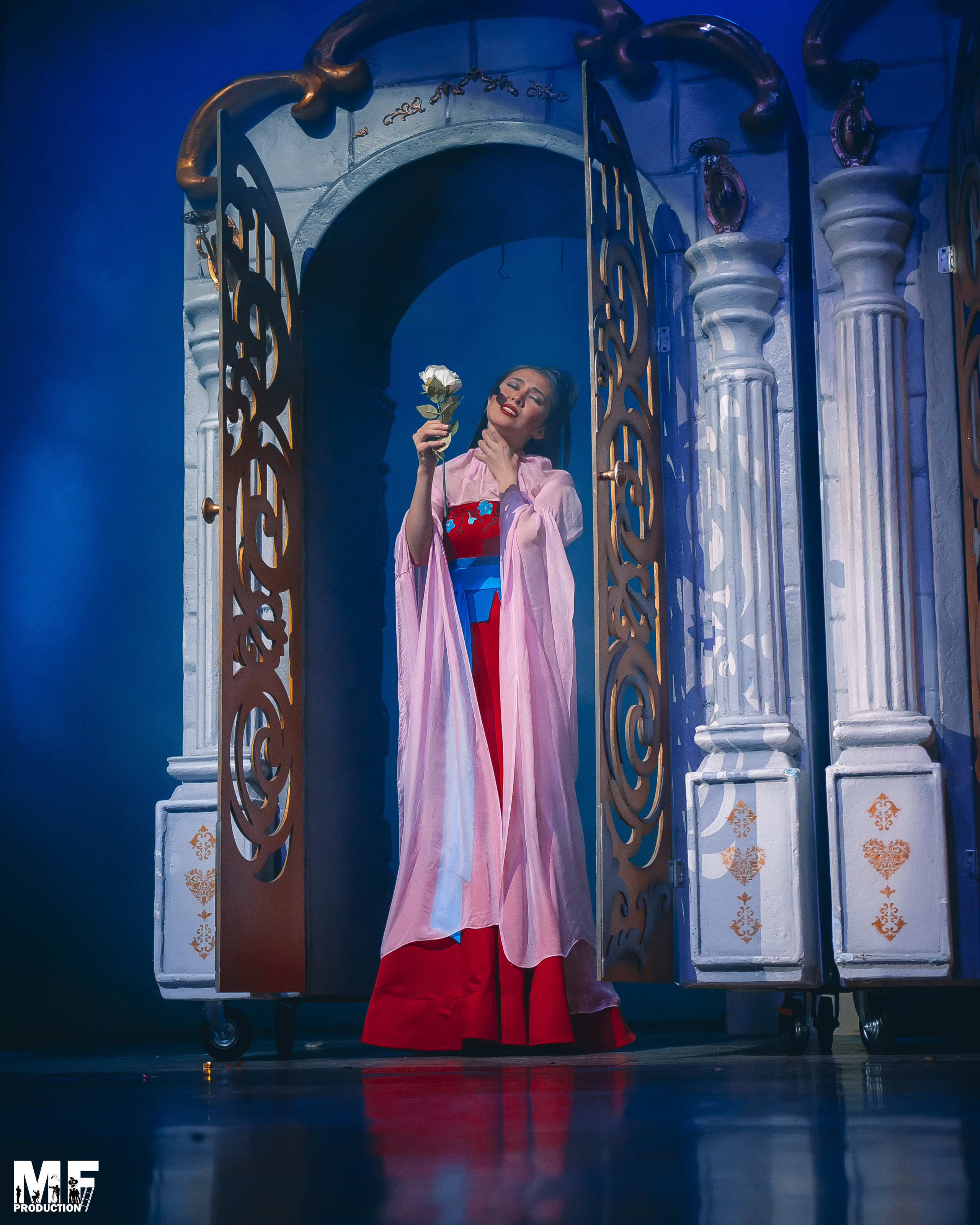 MF PROD. — PRINCESS AND VILLIANS. MOVIE FAMILY PRODUCTION