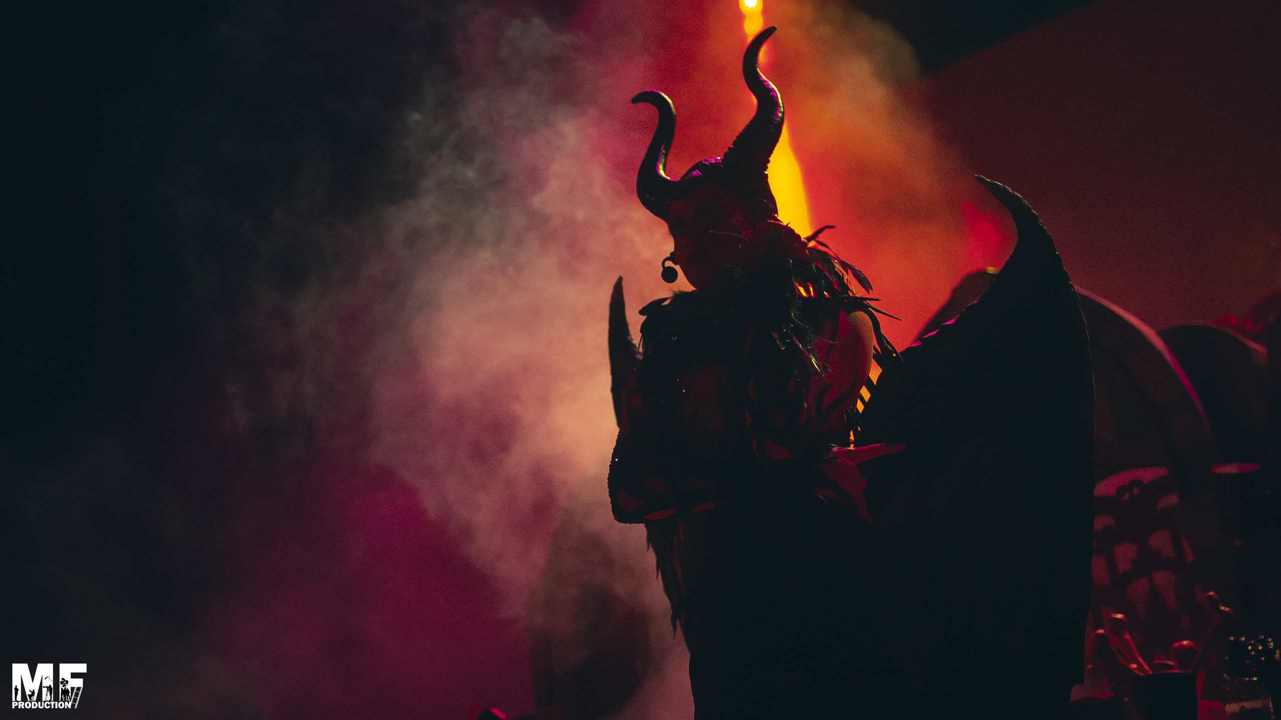 MF PROD. — PRINCESS AND VILLIANS. MOVIE FAMILY PRODUCTION