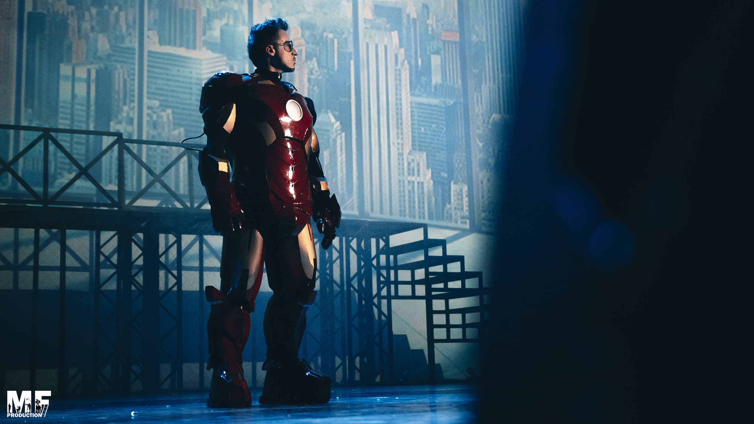 MF PROD. — AVENGERS. MOVIE FAMILY PRODUCTION