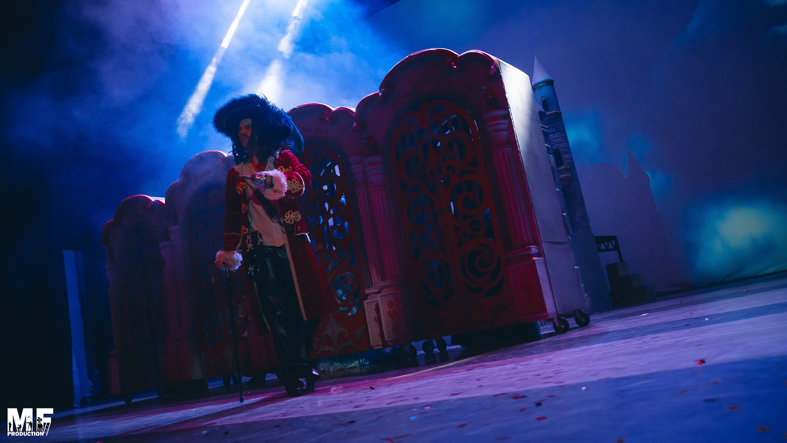 MF PROD. — PRINCESS AND VILLIANS. MOVIE FAMILY PRODUCTION