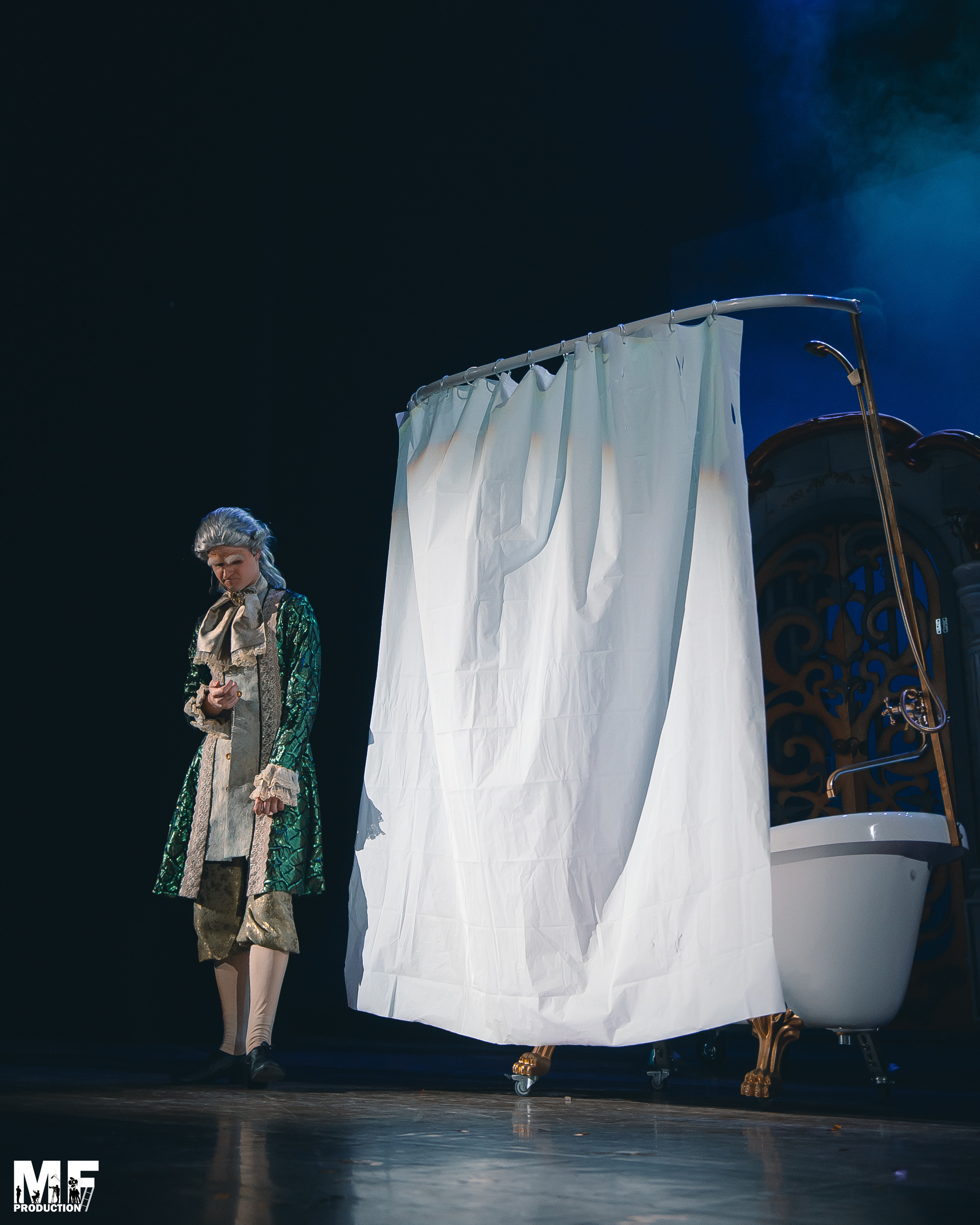 MF PROD. — PRINCESS AND VILLIANS. MOVIE FAMILY PRODUCTION