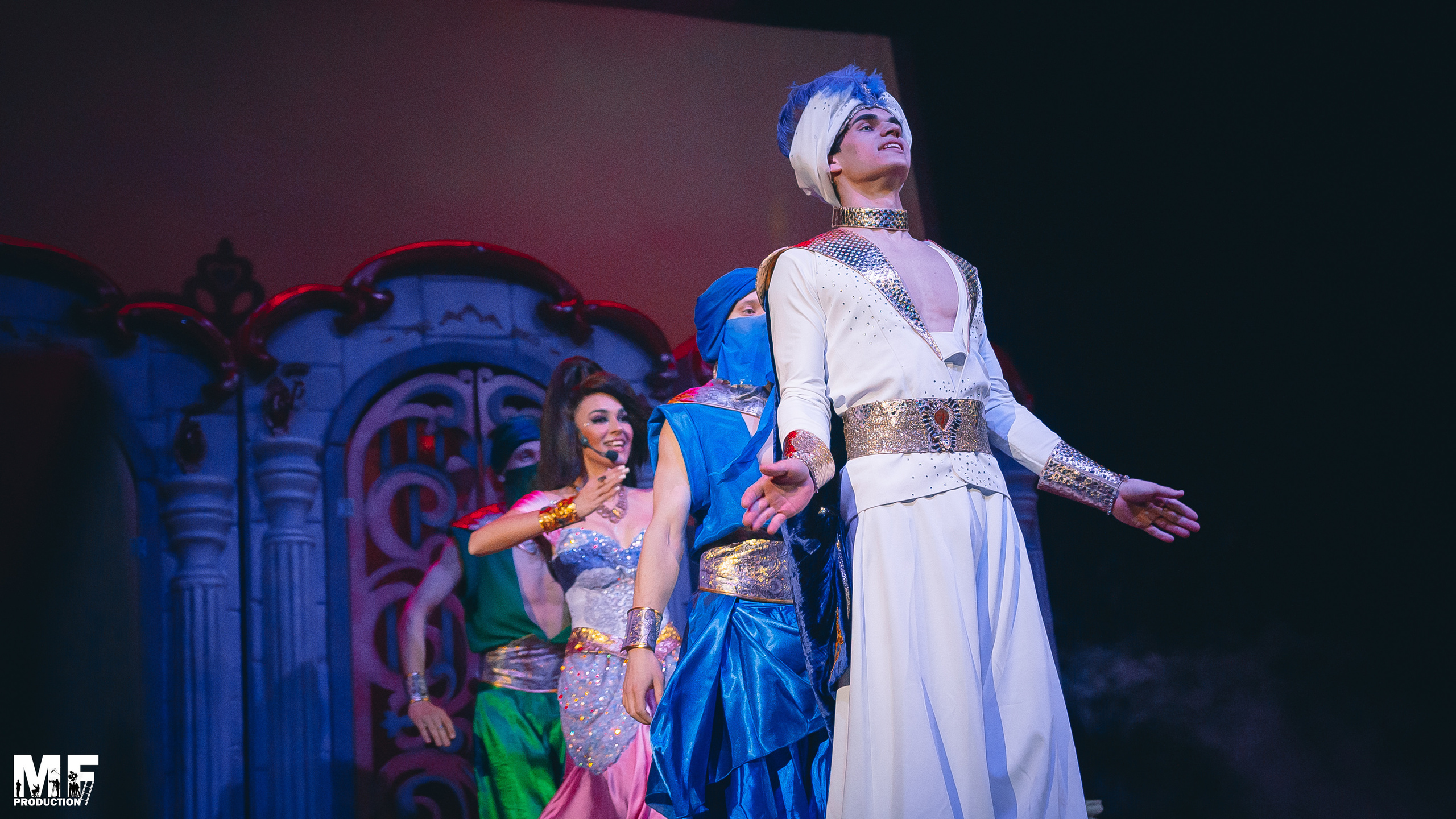 MF PROD. — PRINCESS AND VILLIANS. MOVIE FAMILY PRODUCTION