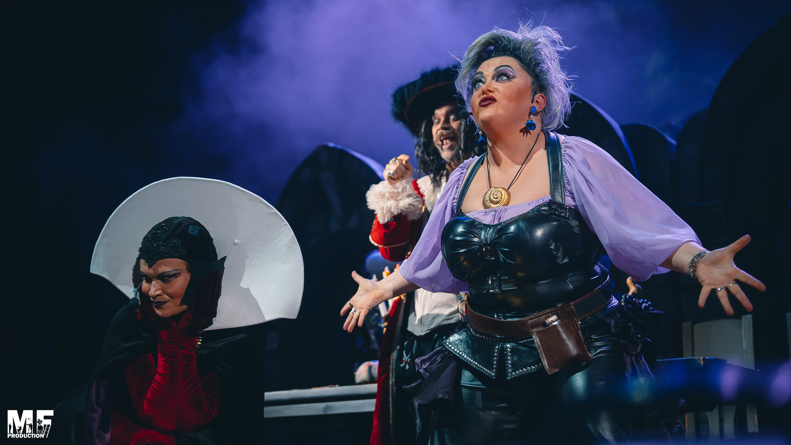 MF PROD. — PRINCESS AND VILLIANS. MOVIE FAMILY PRODUCTION