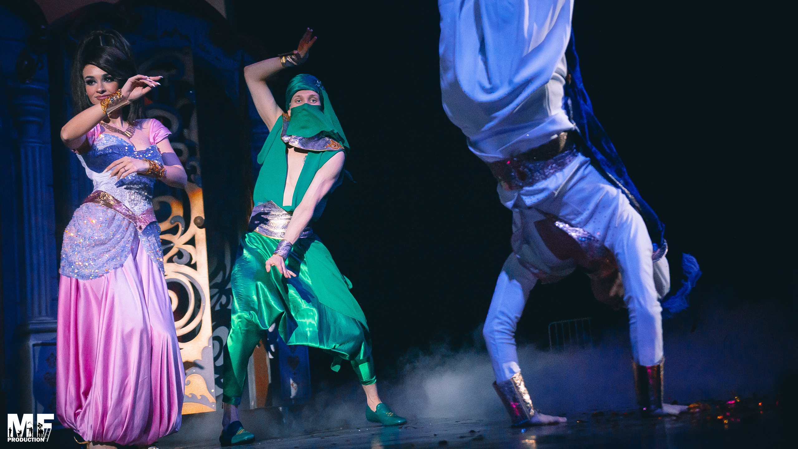 MF PROD. — PRINCESS AND VILLIANS. MOVIE FAMILY PRODUCTION