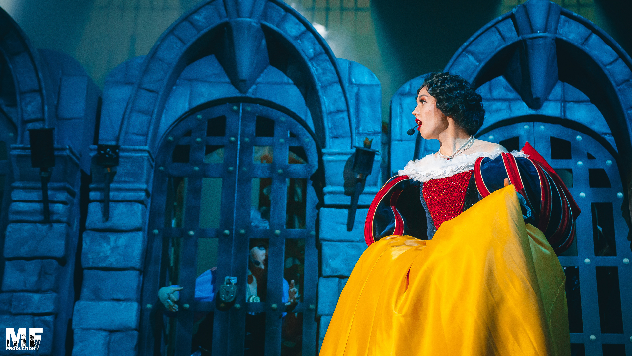 MF PROD. — PRINCESS AND VILLIANS. MOVIE FAMILY PRODUCTION