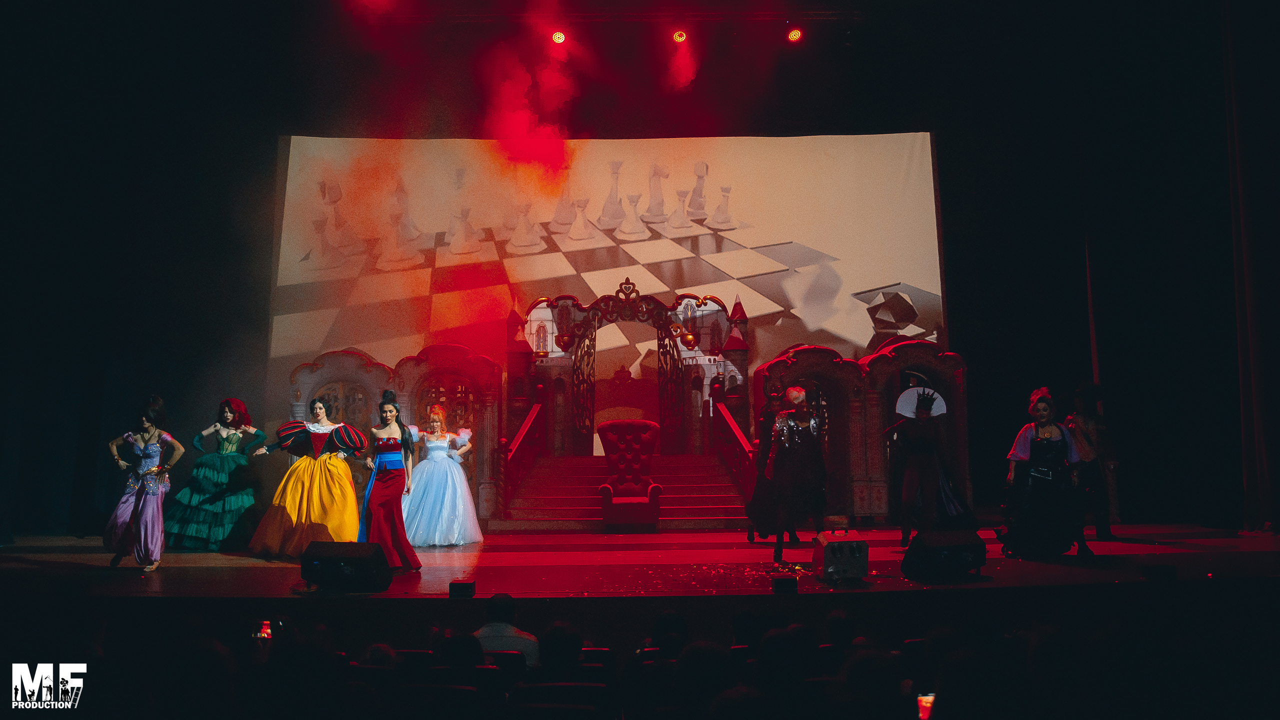 MF PROD. — PRINCESS AND VILLIANS. MOVIE FAMILY PRODUCTION