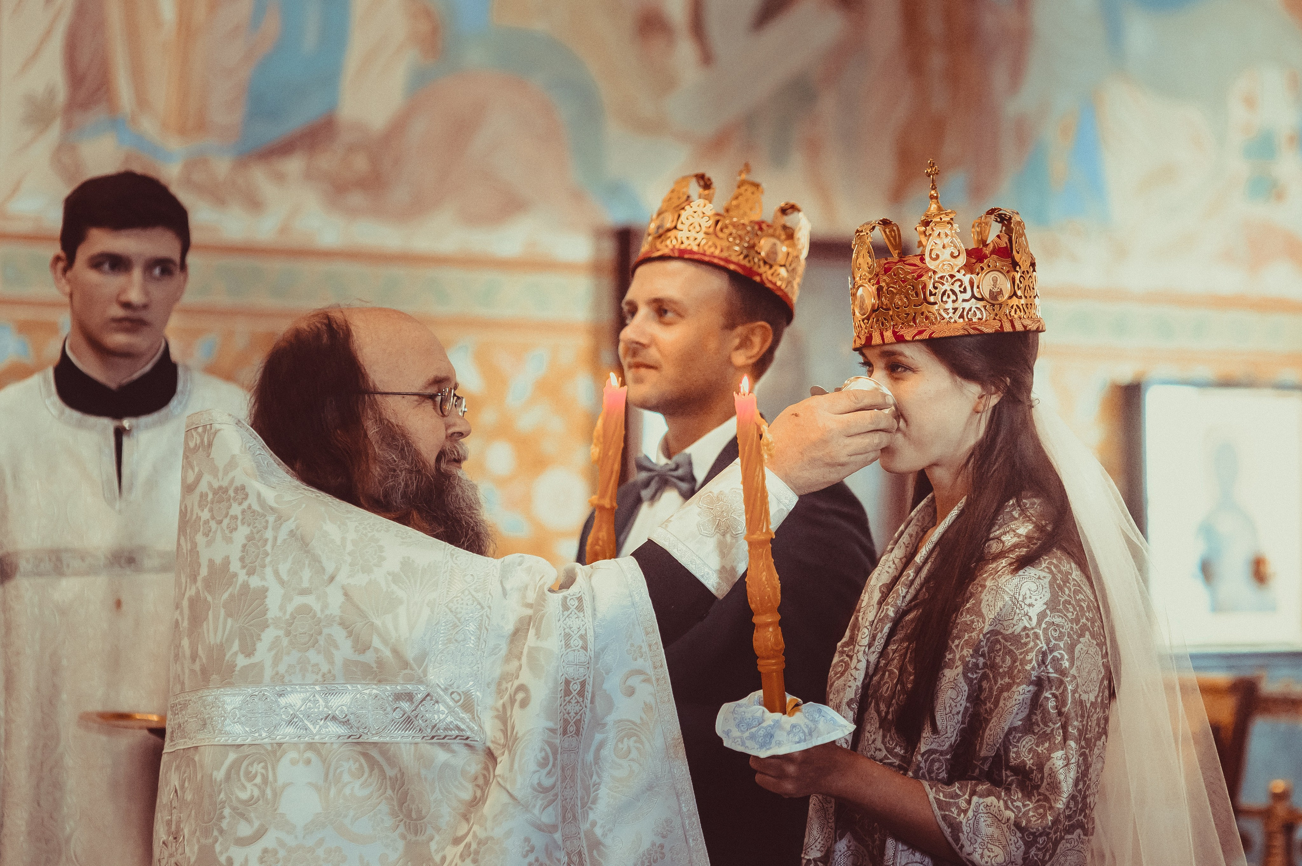 Съемка венчания в Москве. Фотосессия таинства в церкви