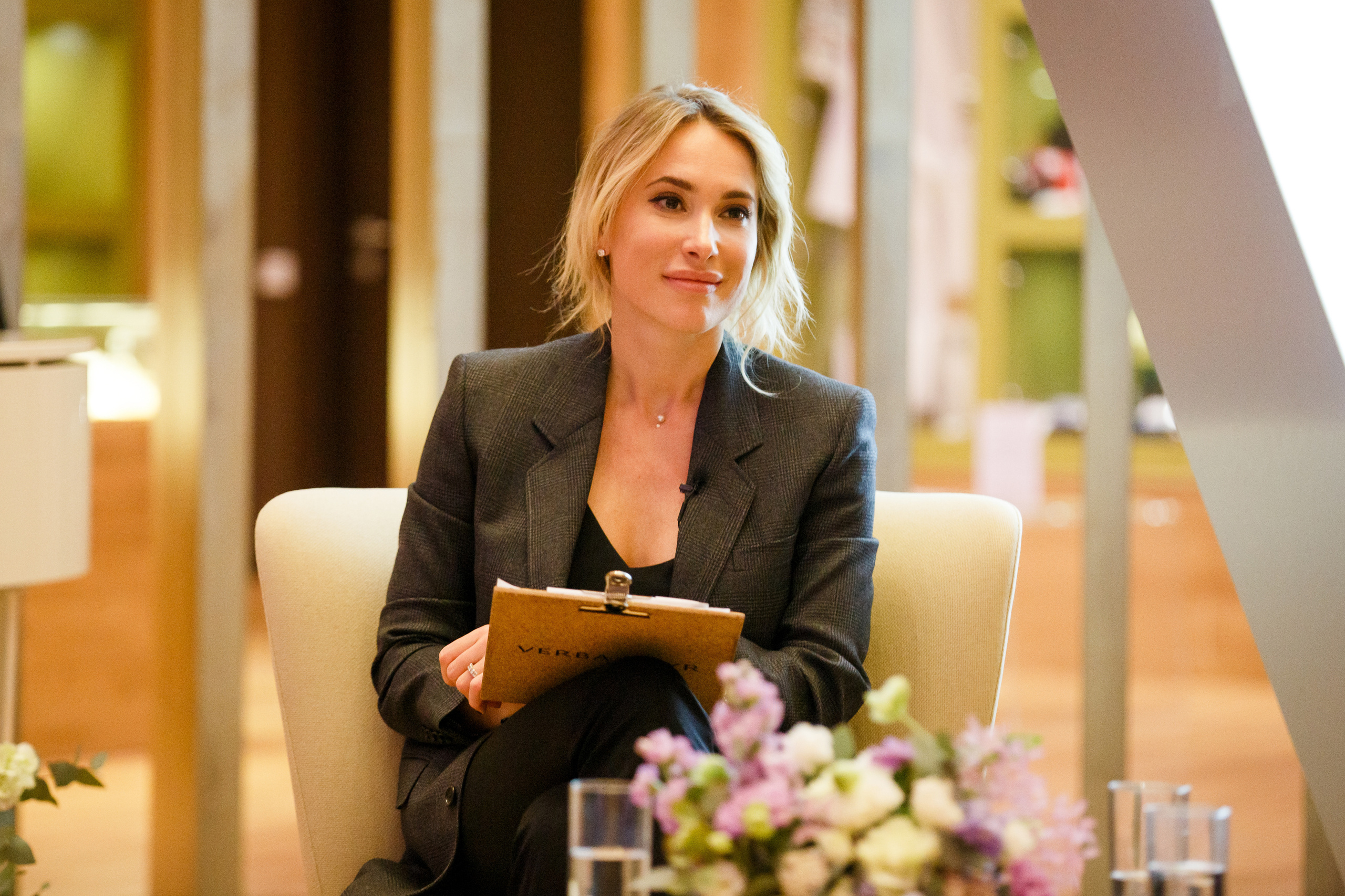 Verba Mayr Диалог на тему «Женщины в поисках баланса». Фотограф Иван Недорез