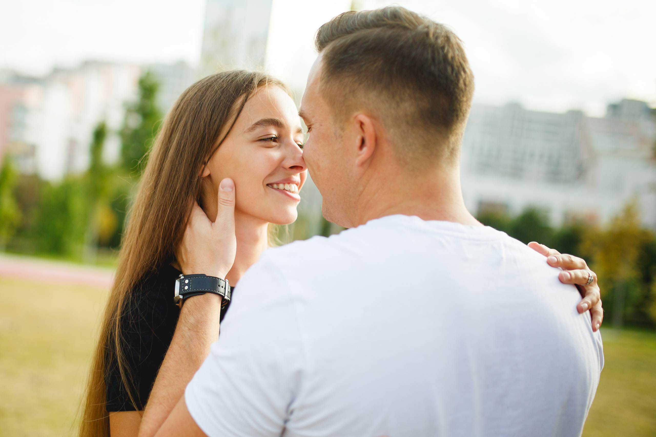 Love-Story Александра и Павел съемка на Ходынском Поле. Фотограф Иван Недорез