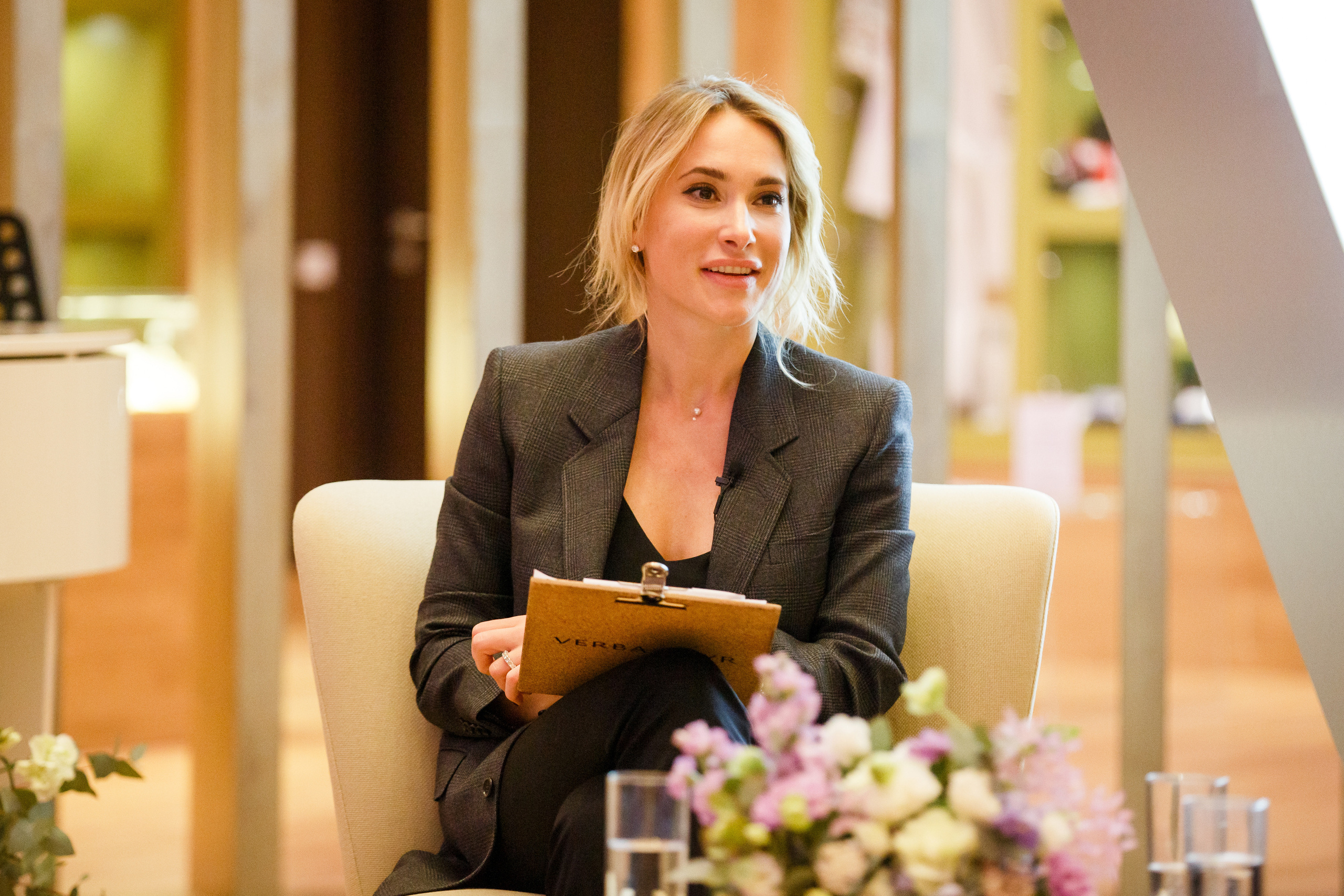 Verba Mayr Диалог на тему «Женщины в поисках баланса». Фотограф Иван Недорез