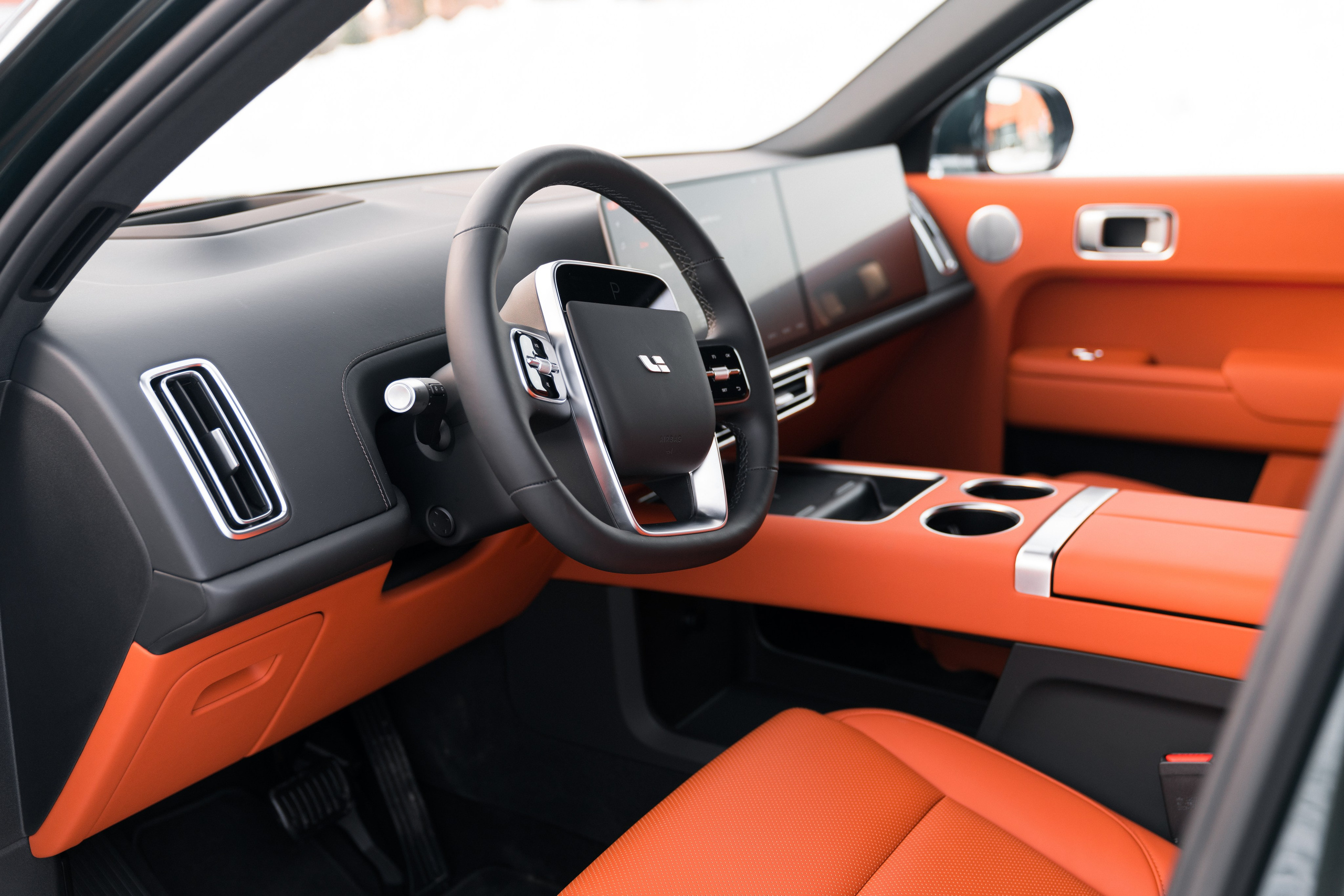 LiXiang L9. Идеальные портреты для соцсетей — Фотограф Ленар