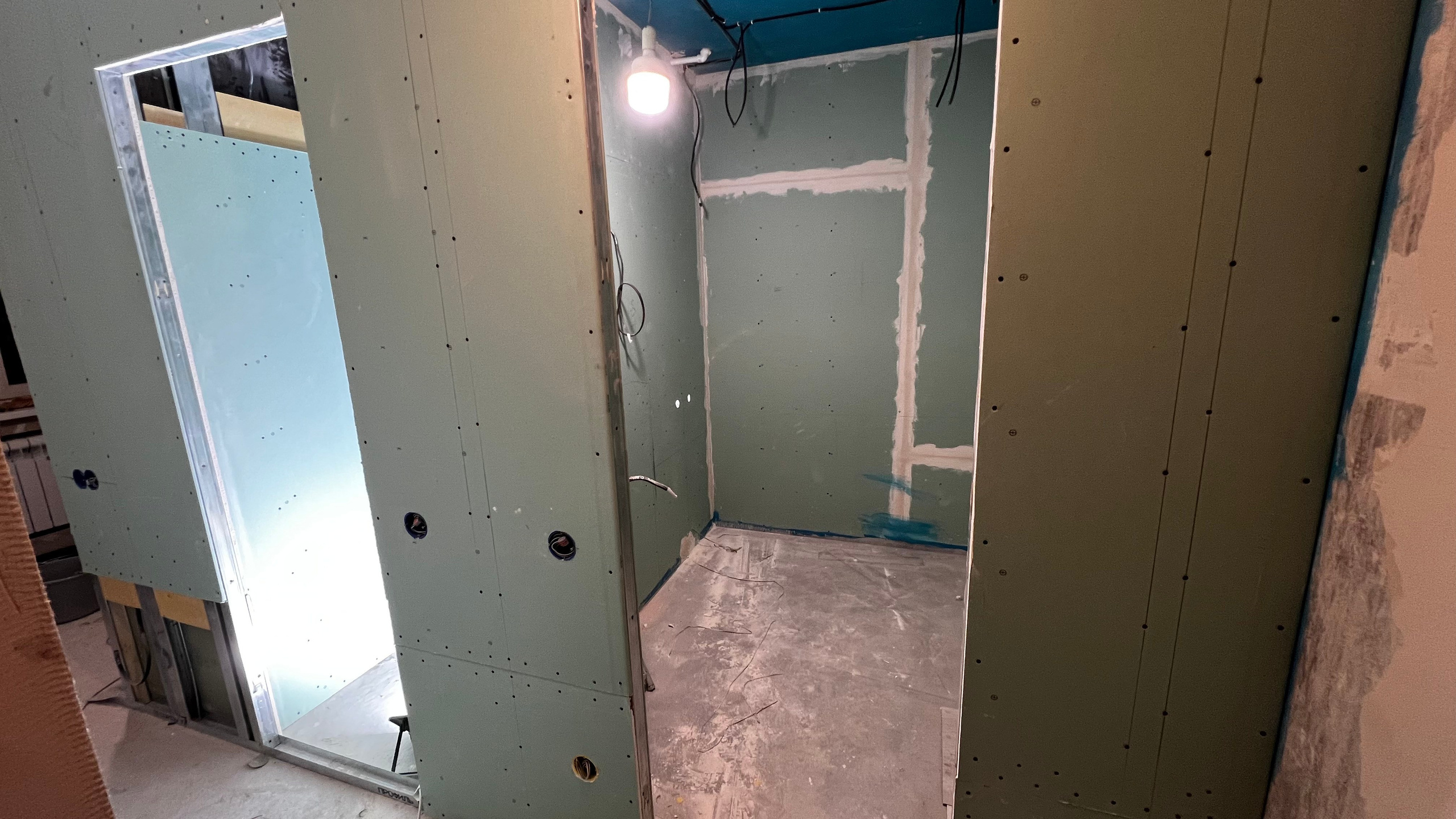 Выполнение электромонтажных работ в квартире площадью 80 кв. м. IlluminaSPB — Ваш надежный партнёр в мире электричества