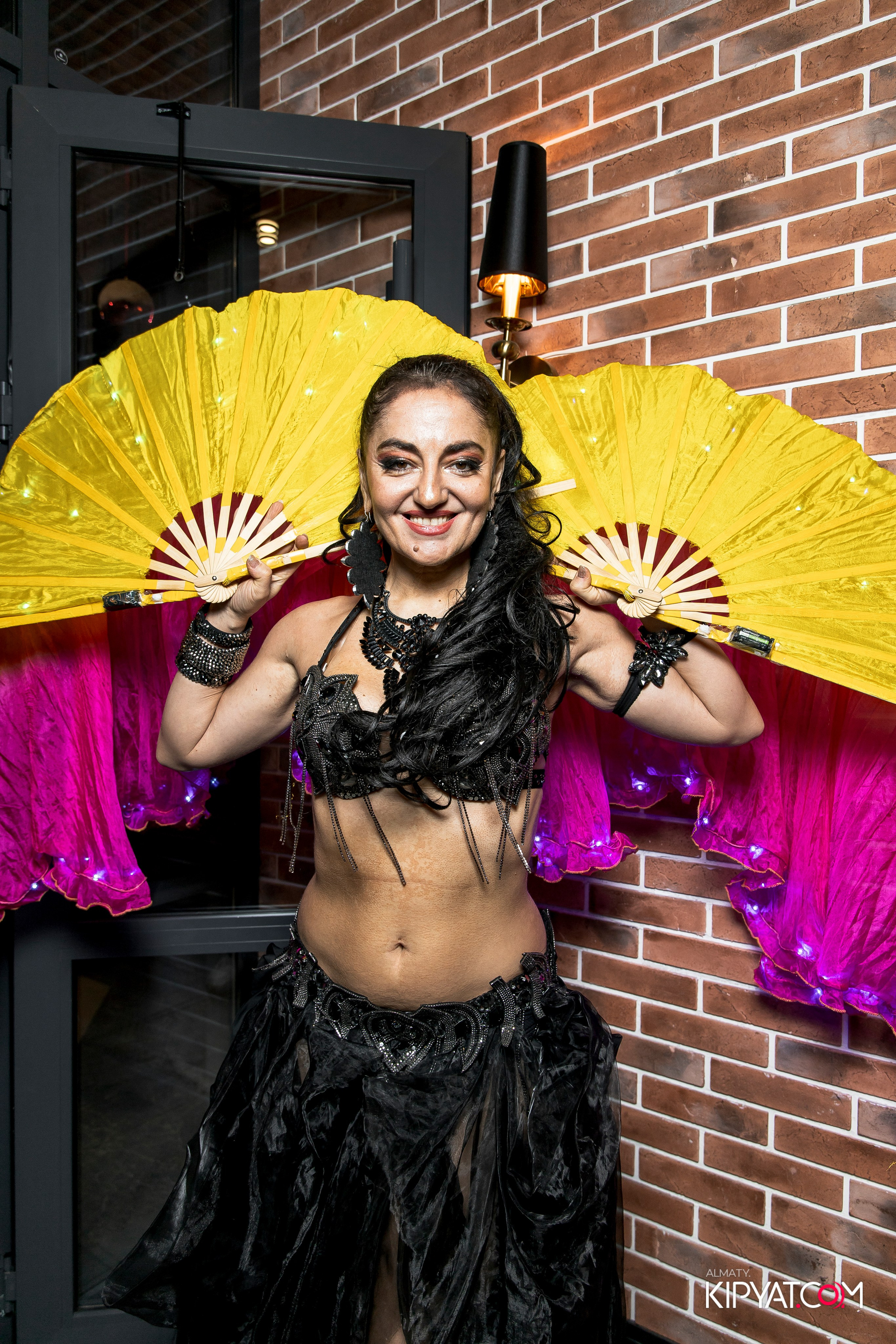 РЕСТОРАН ВЕСЕЛИДЗЕ НА ШЕВЧЕНКО. КИПЯТКОМ АЛМАТЫ! Фотосъемка мероприятий в Алматы