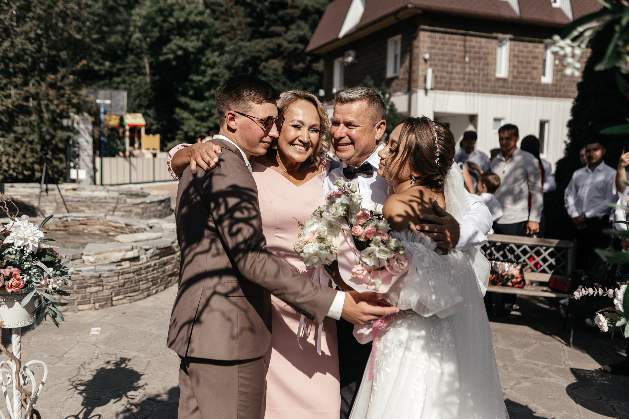 Свадебный фотограф Уфа — Руслан ГабдлисламовЖивые эмоции, красивые кадры, воспоминания на всю жизнь.Работаю по всей Республике Башкортоста. Свадебный фотограф Уфа Руслан Габдлисламов