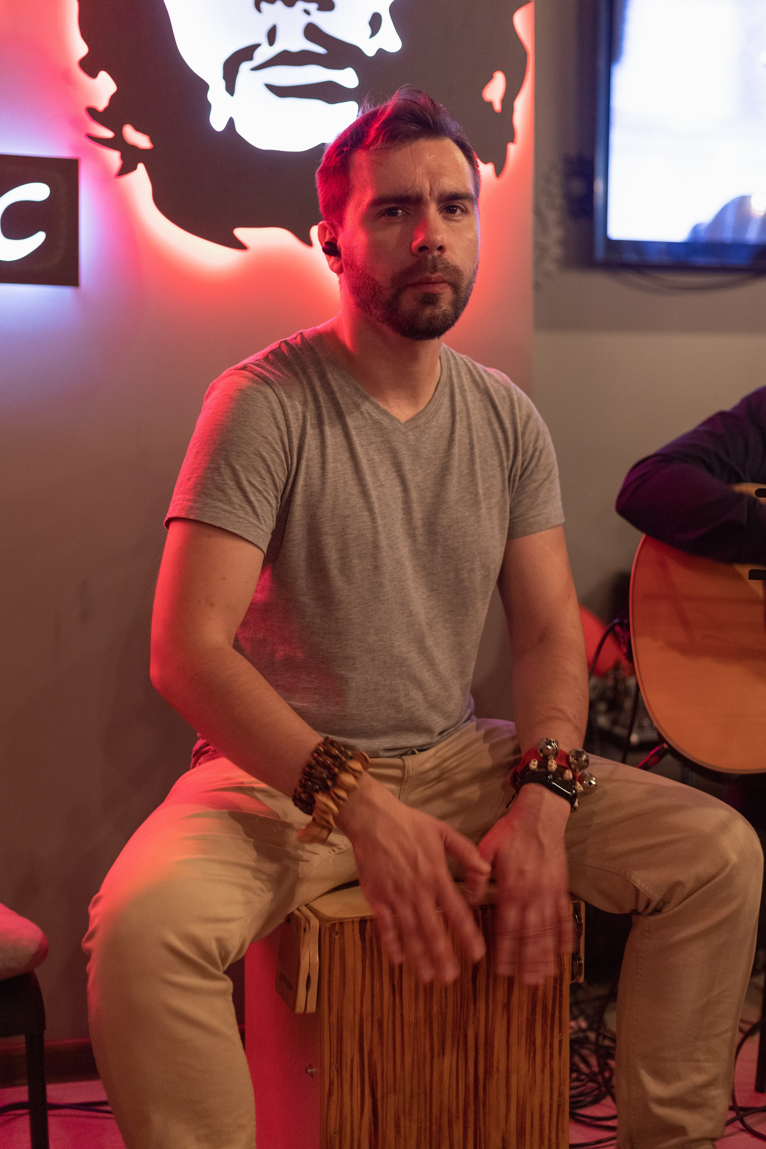 Паб Революция. Фотограф Денис Лесковский (Тюмень)