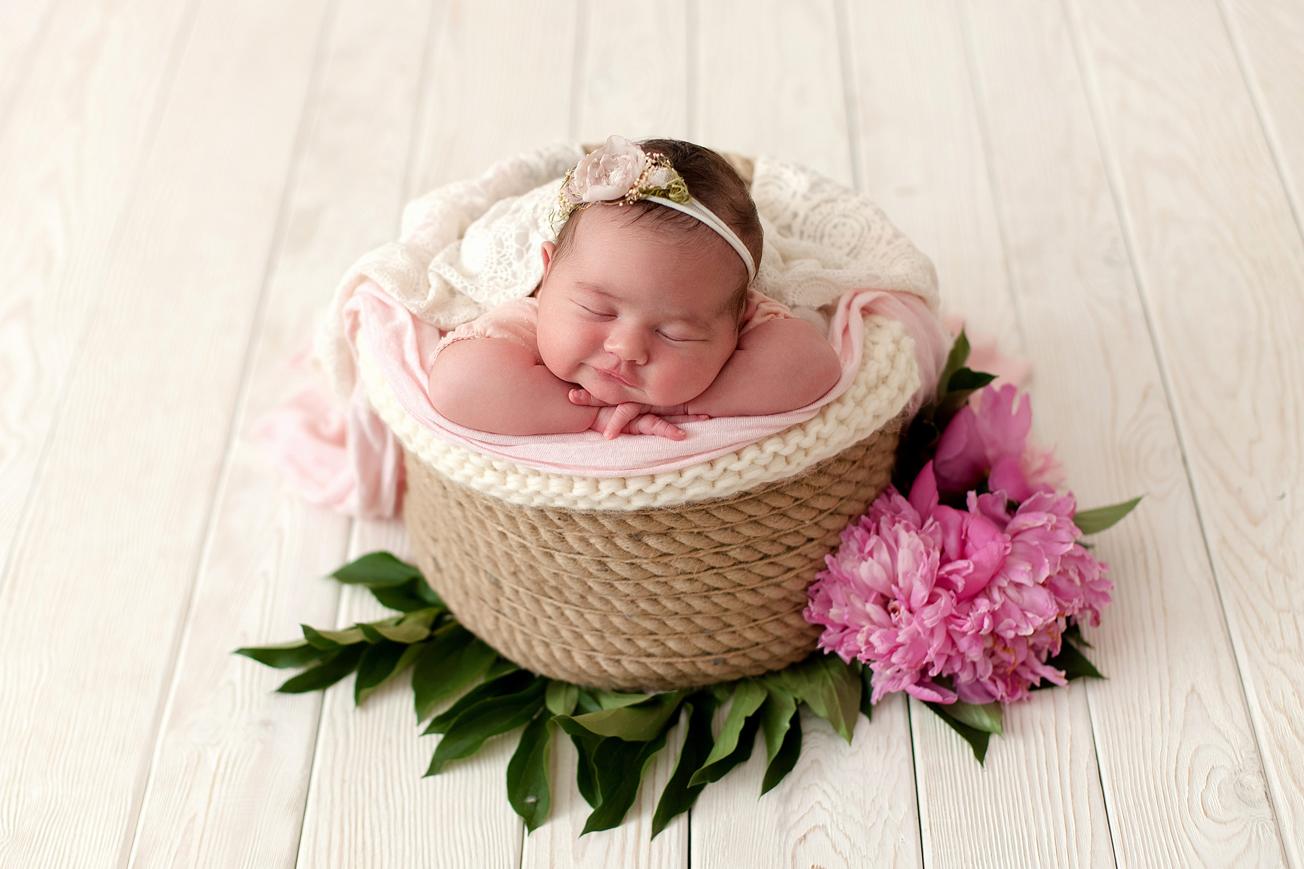 Новорожденные до 28 дней. Фотограф новорожденных в Тюмени