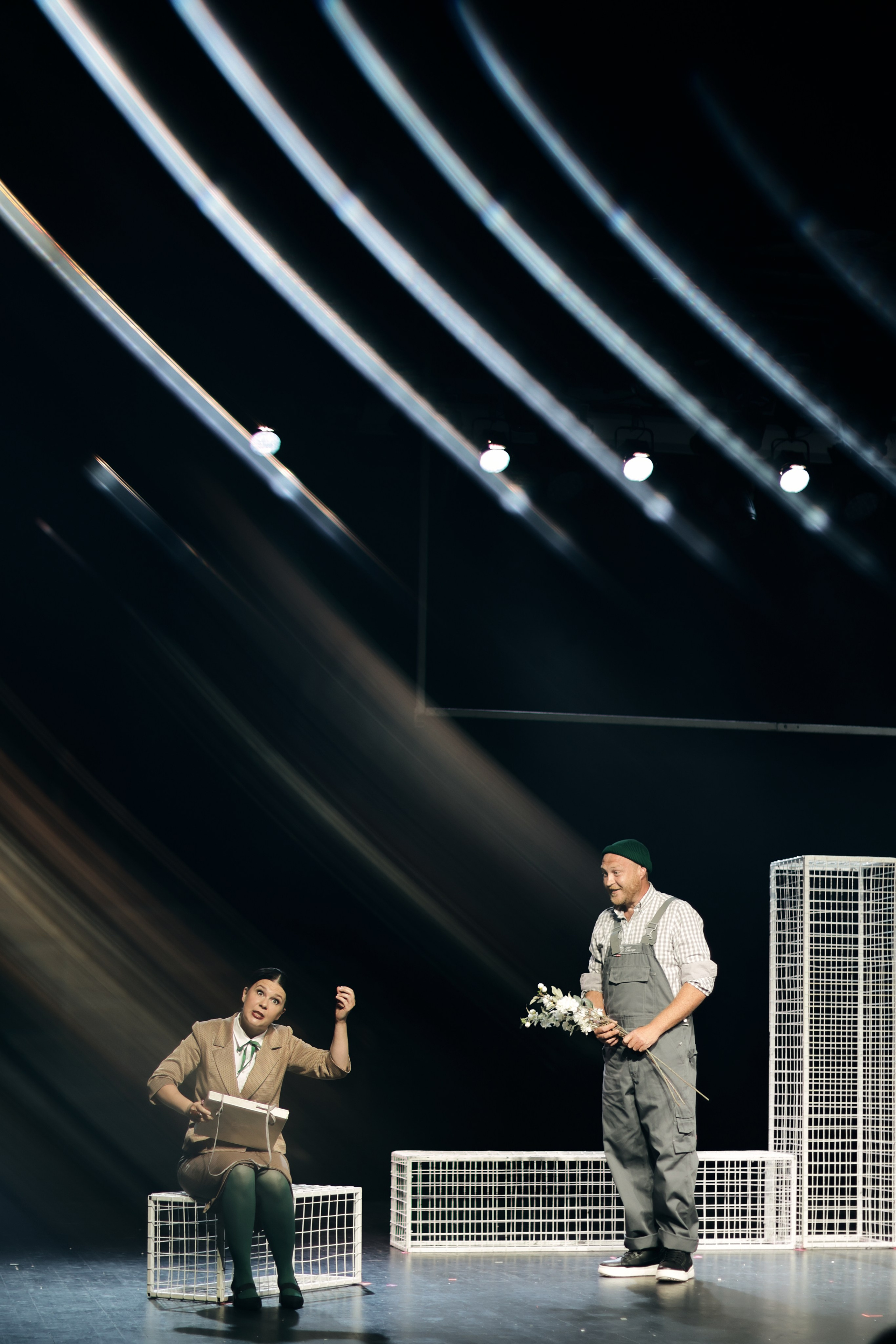 Спектакль «Дикарь», Театр «Сначала-Сначала театр» (цвет). Наталья Алексеенко. Фотохудожник в Москве. Репортаж, портрет, стрит