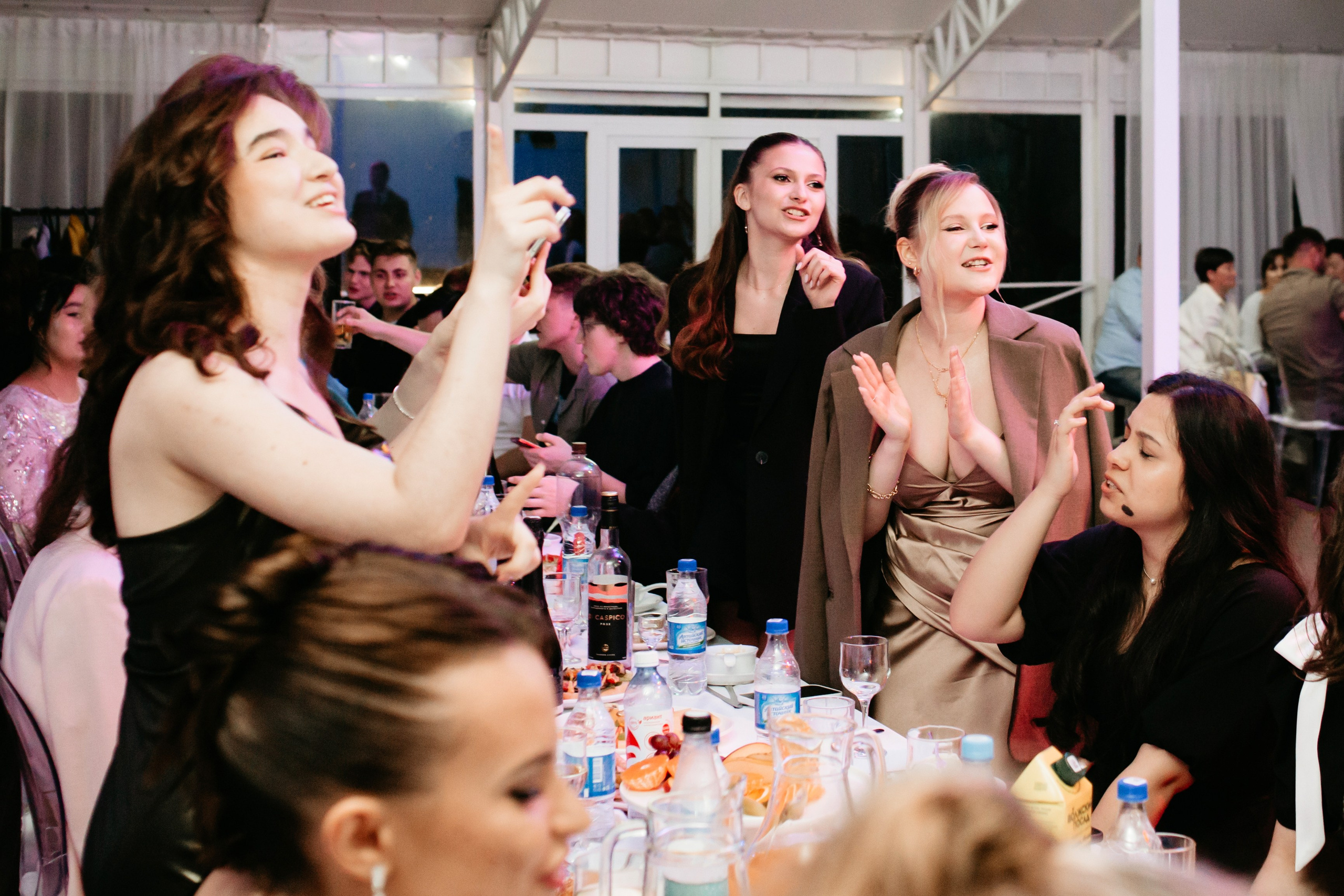 Выпускной 2025 (41 школа) 11 класс. Фотограф в Челябинске Ополихина Анна