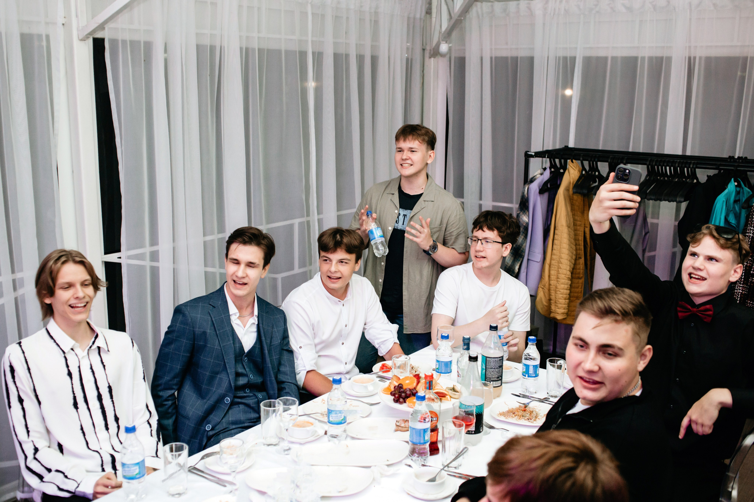 Выпускной 2025 (41 школа) 11 класс. Фотограф в Челябинске Ополихина Анна