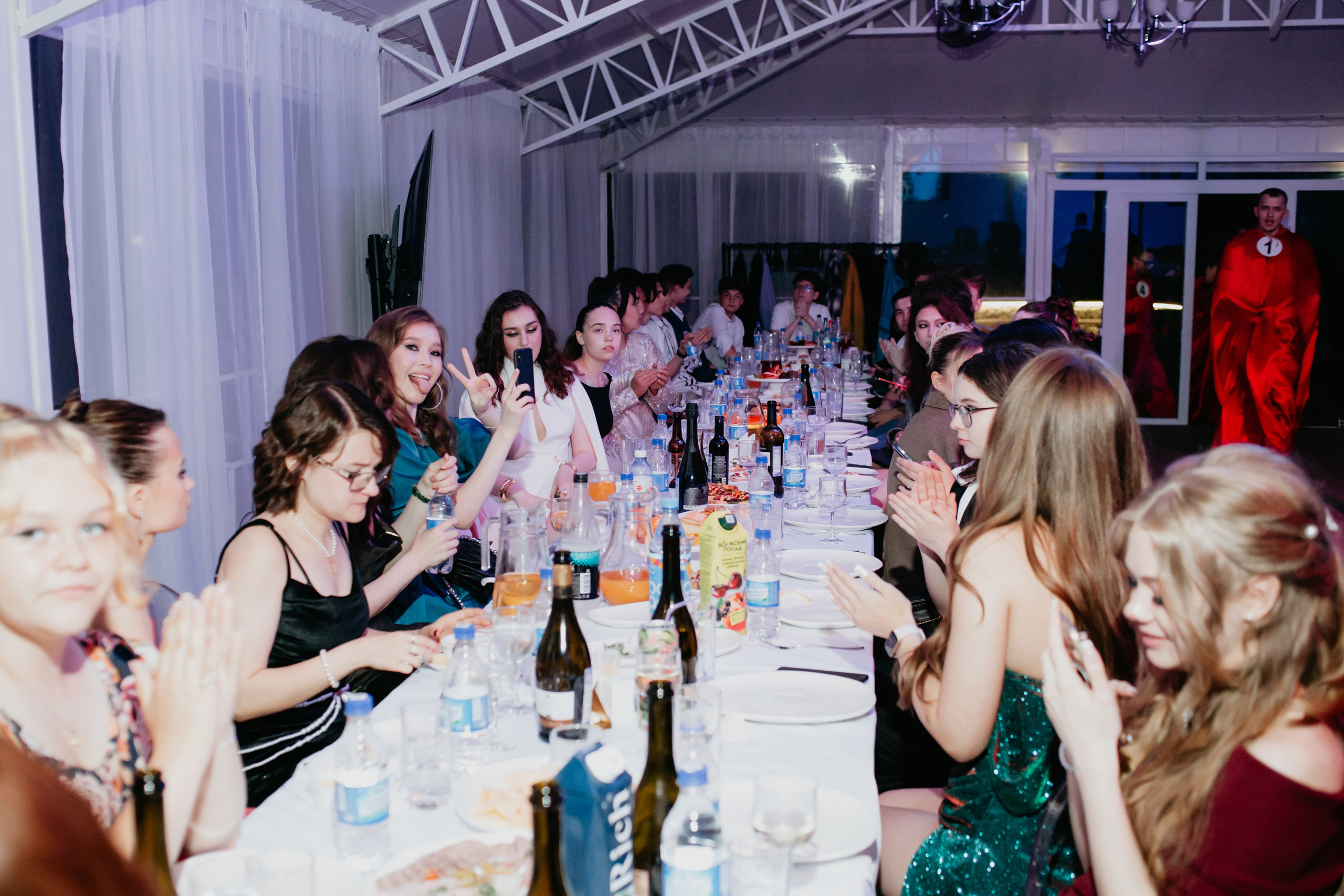 Выпускной 2025 (41 школа) 11 класс. Фотограф в Челябинске Ополихина Анна