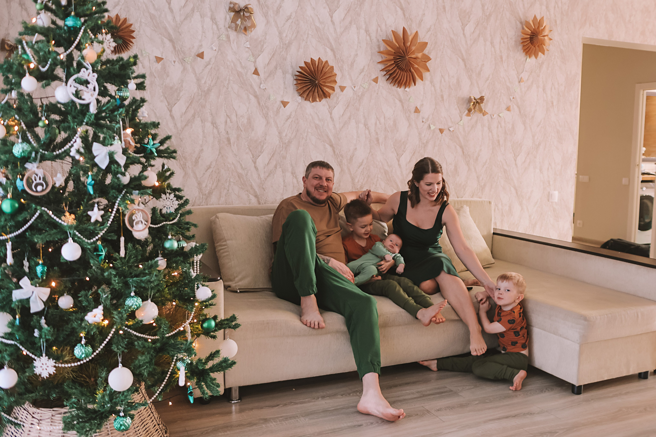 Команда. Семейный фотограф Тюмень, фотограф на роды Салмина Мария