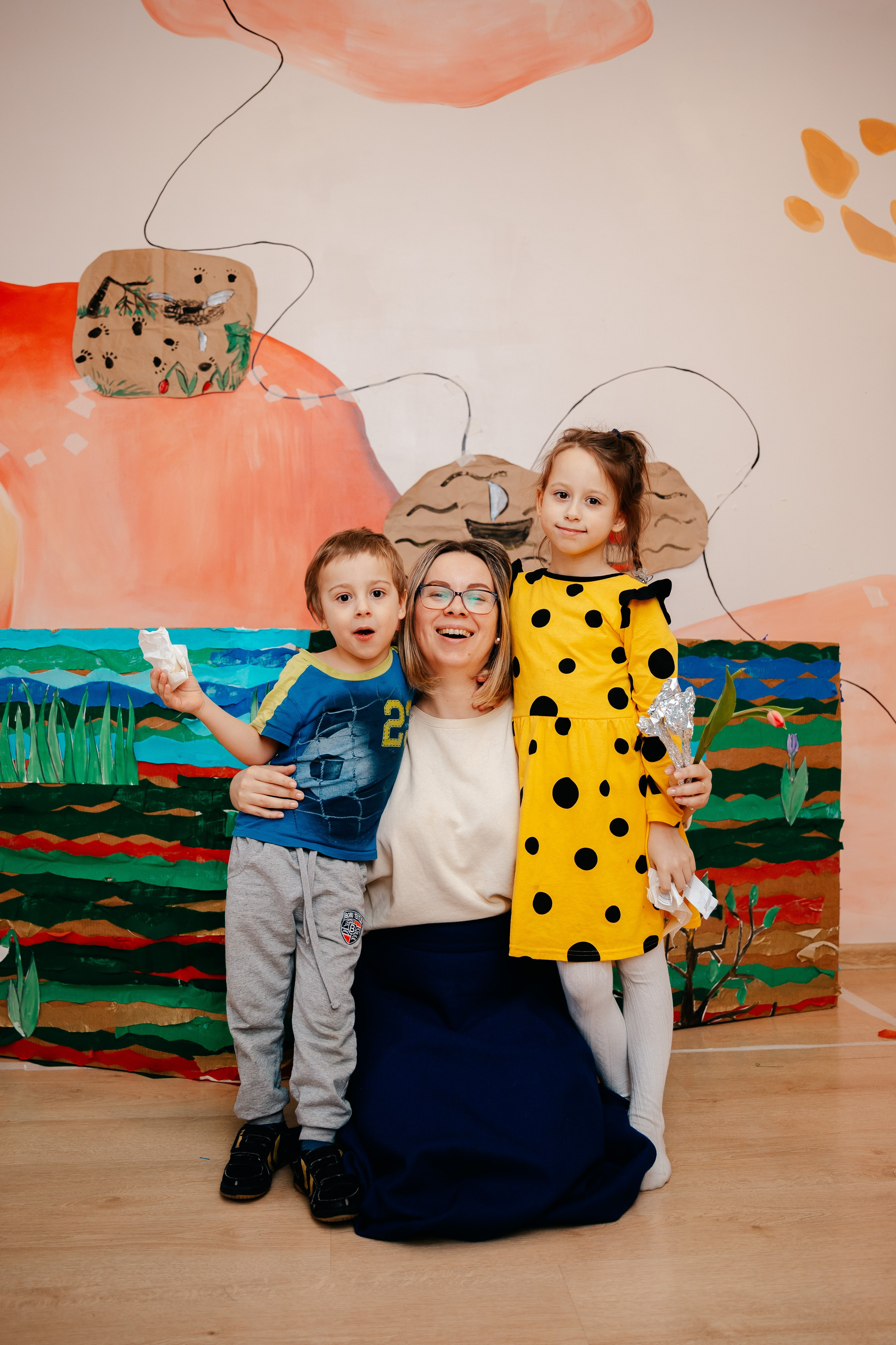 8 марта в Монтессори-саду. Семейный lifestyle фотограф в Санкт-Петербурге Людмила Пахомова