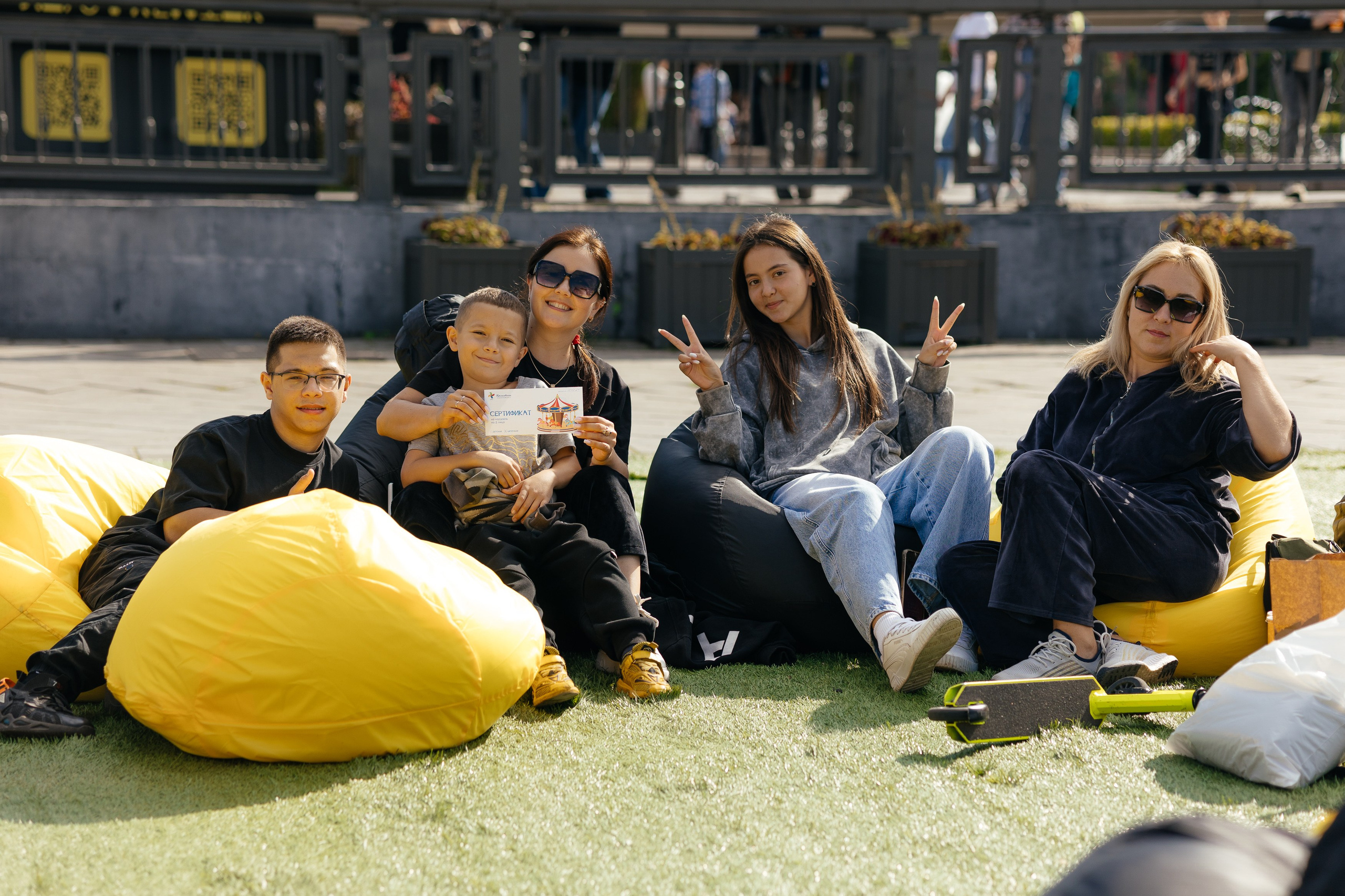 Лето PREMIER. Портретный и репортажный фотограф в Казани Максим Сипачев