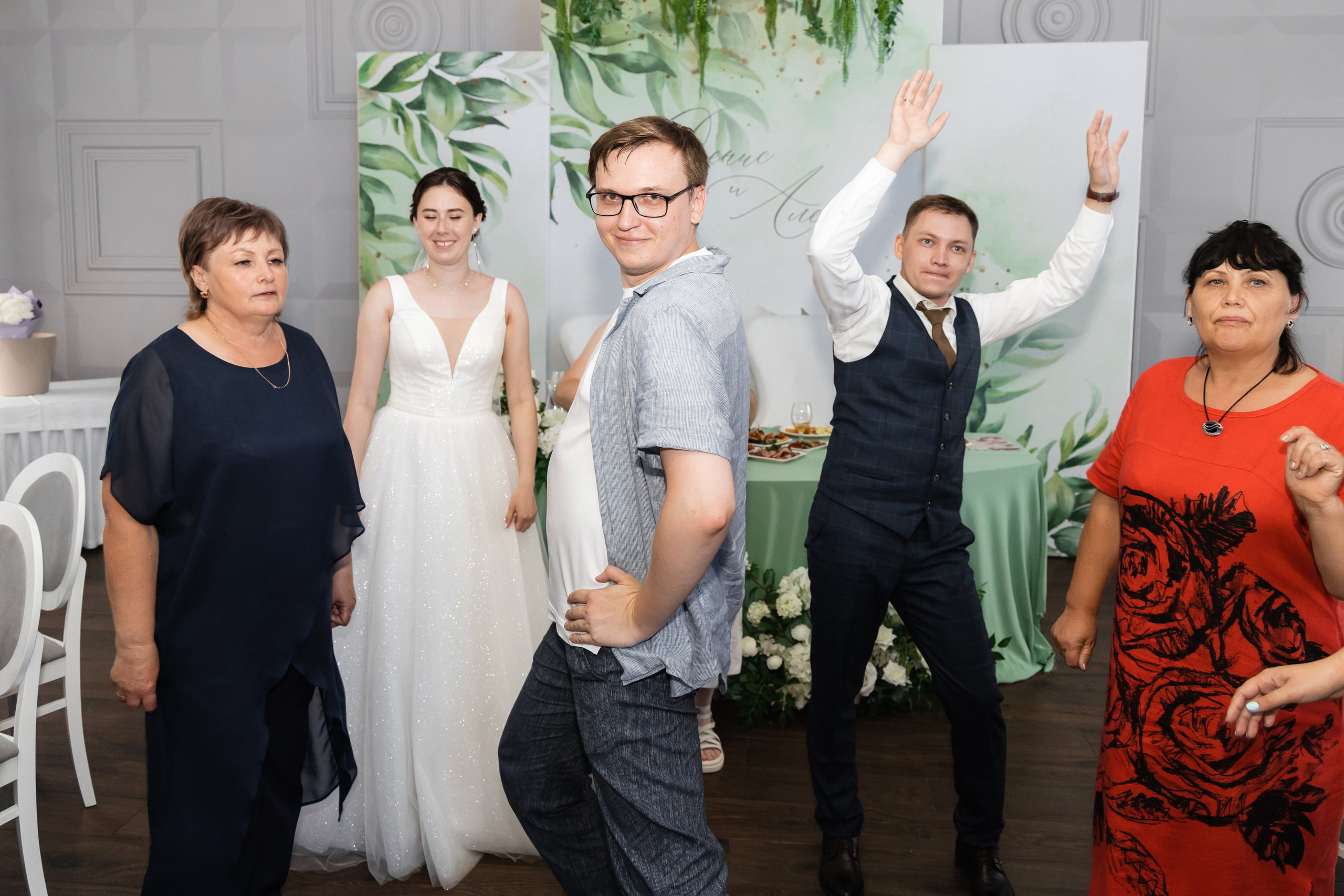 Алёна и Денис (полный день). Фотограф в Барнауле Юлия Садвокасова