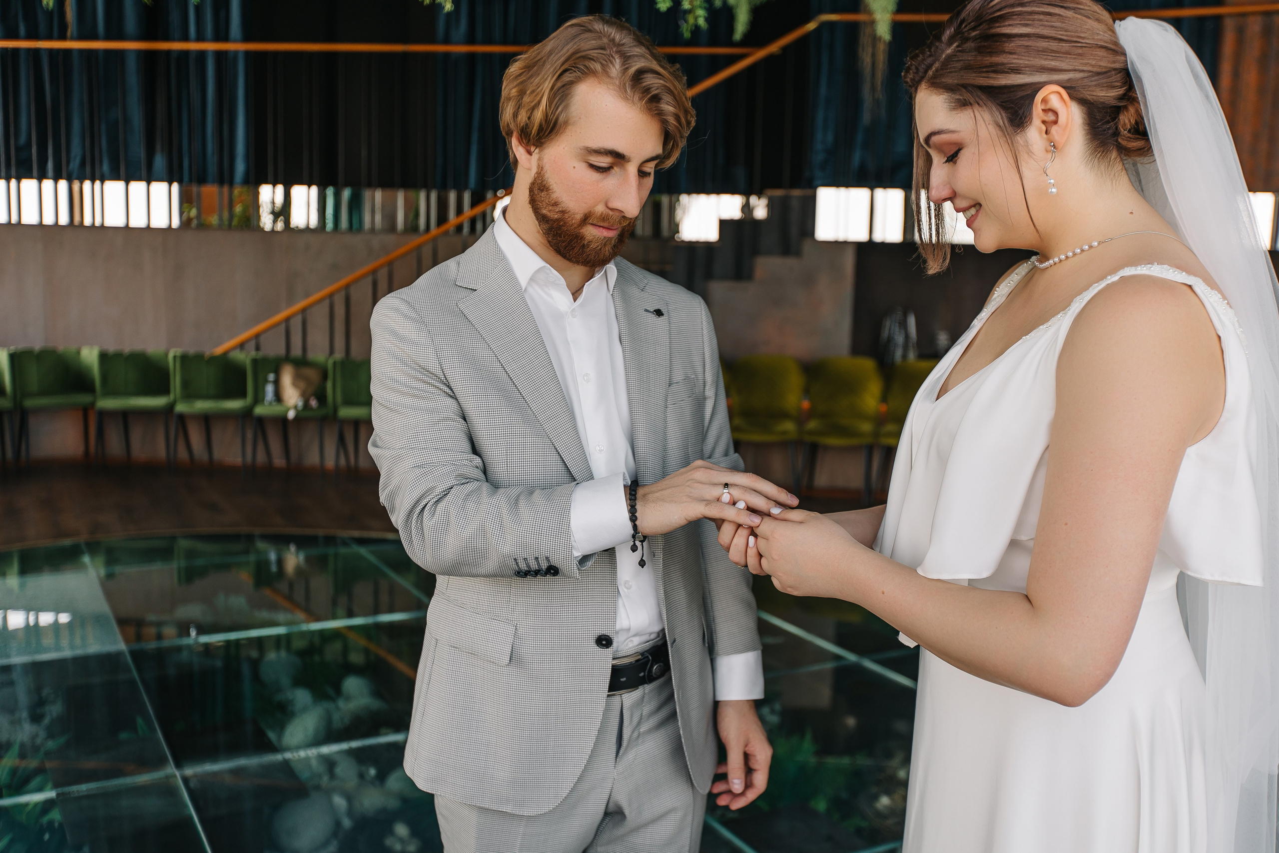 Регистрация брака в ресторане Birds Москва-Сити. Krumstudio фото, видео по Москве и МО