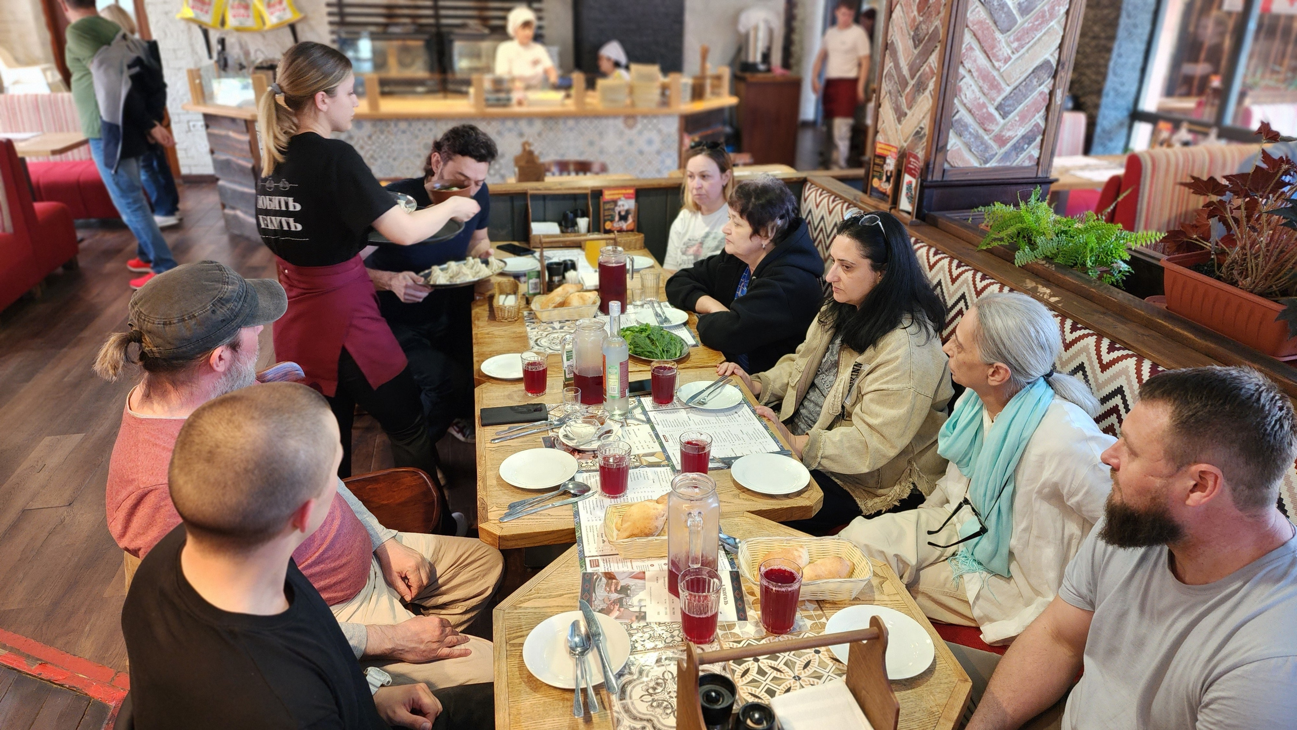 2025-04-24 Анапа: Кавказская кухня. Собор Отрасли