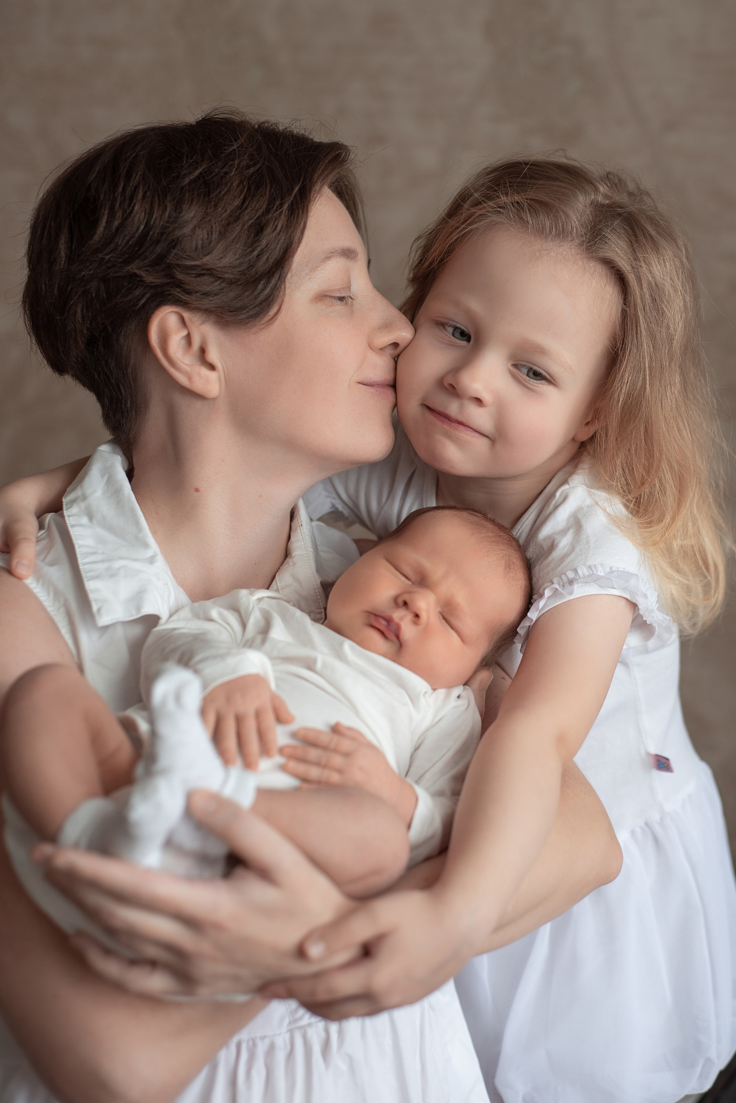 Уютная и нежная съемка ньюбон Lifestyle. Фотограф новорожденных, семейный детский в Тюмени Татьяна Морозова