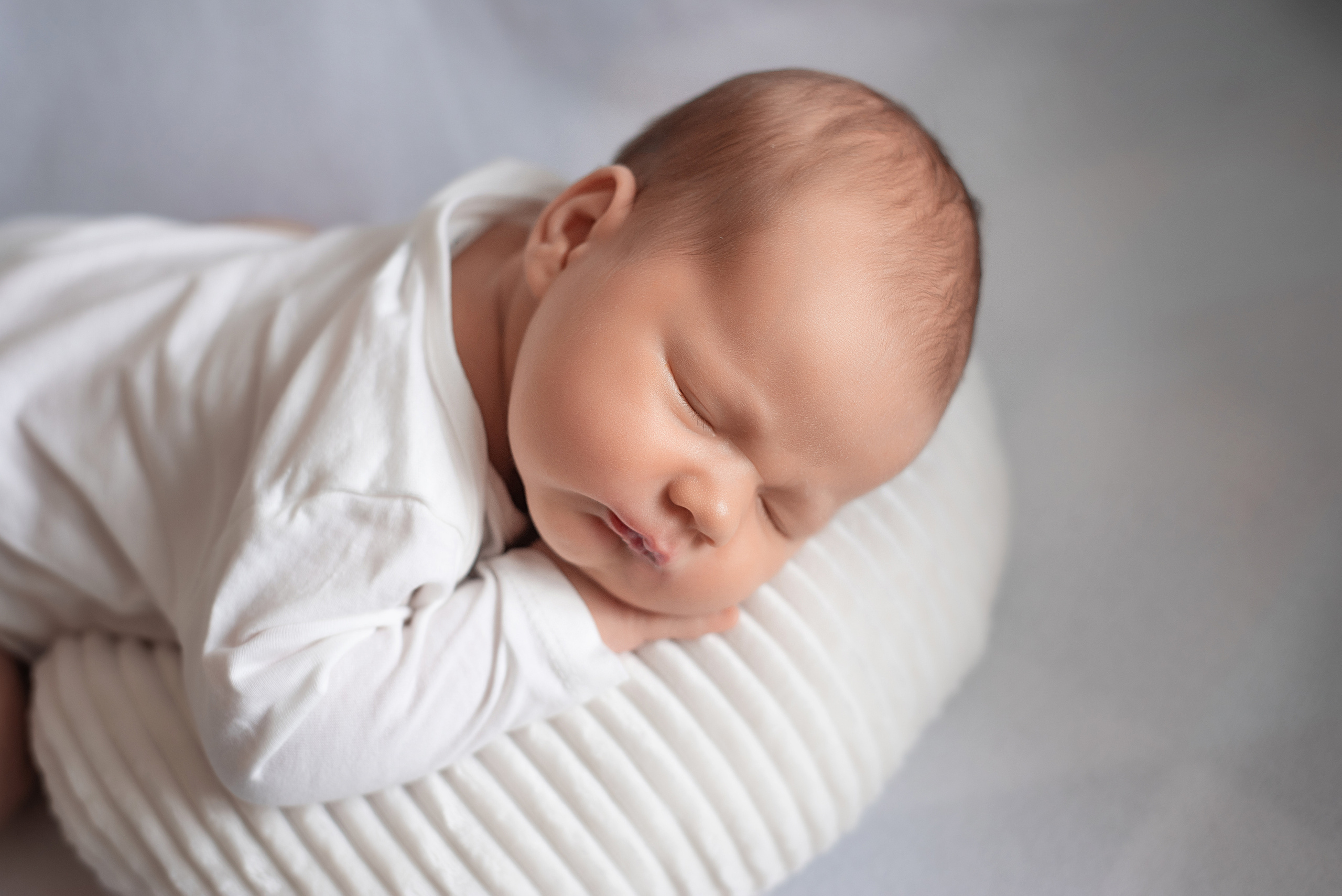 Уютная и нежная съемка ньюбон Lifestyle. Фотограф новорожденных, семейный детский в Тюмени Татьяна Морозова