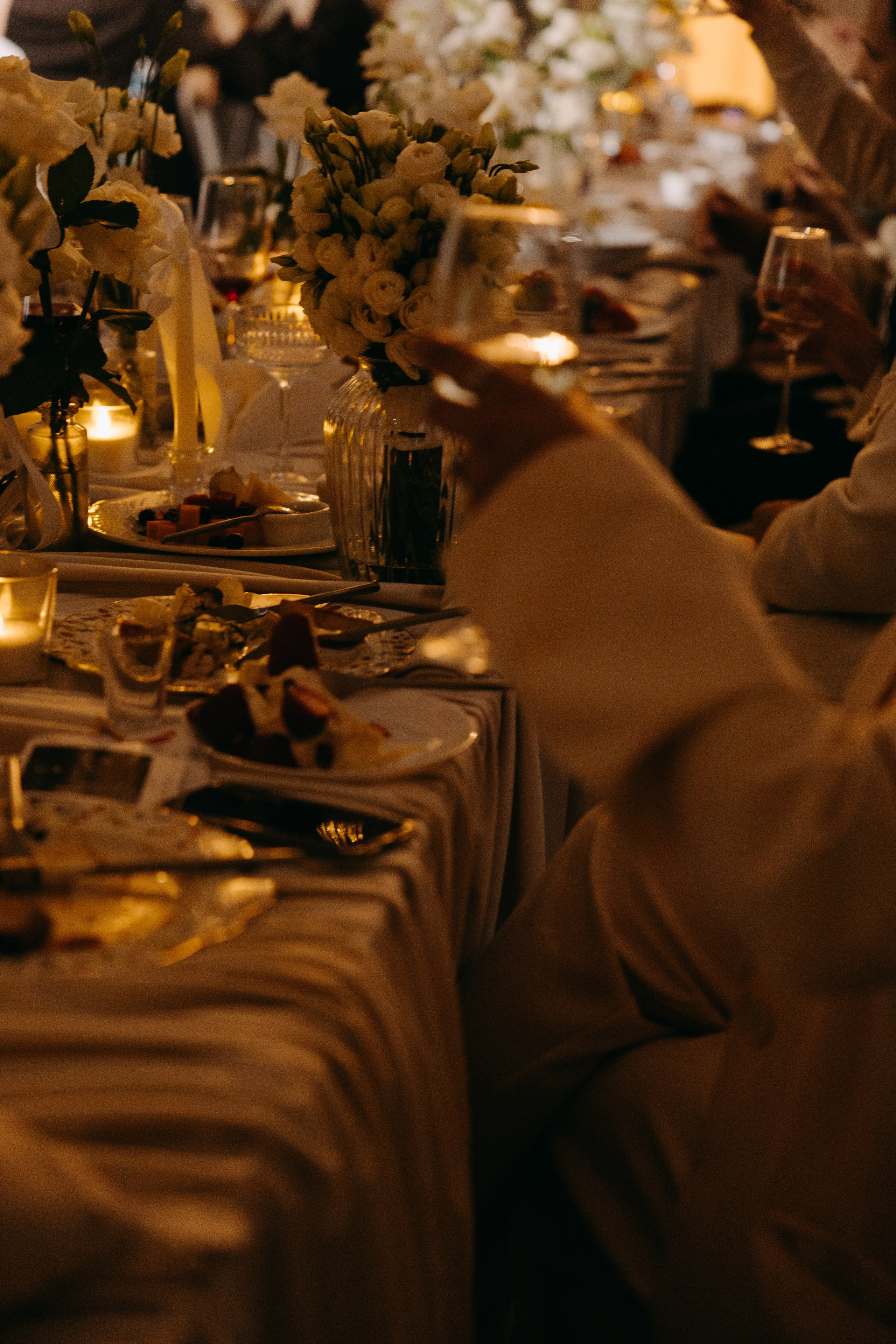 Утро в отеле Twelve Reasons и банкет в усадьбе Шелепаново. Свадебный фотограф Москва Анастасия Храмова